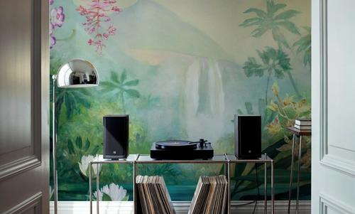 Falling Tropics