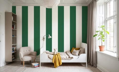 Scalloped Circus Stripes, Salamander Green