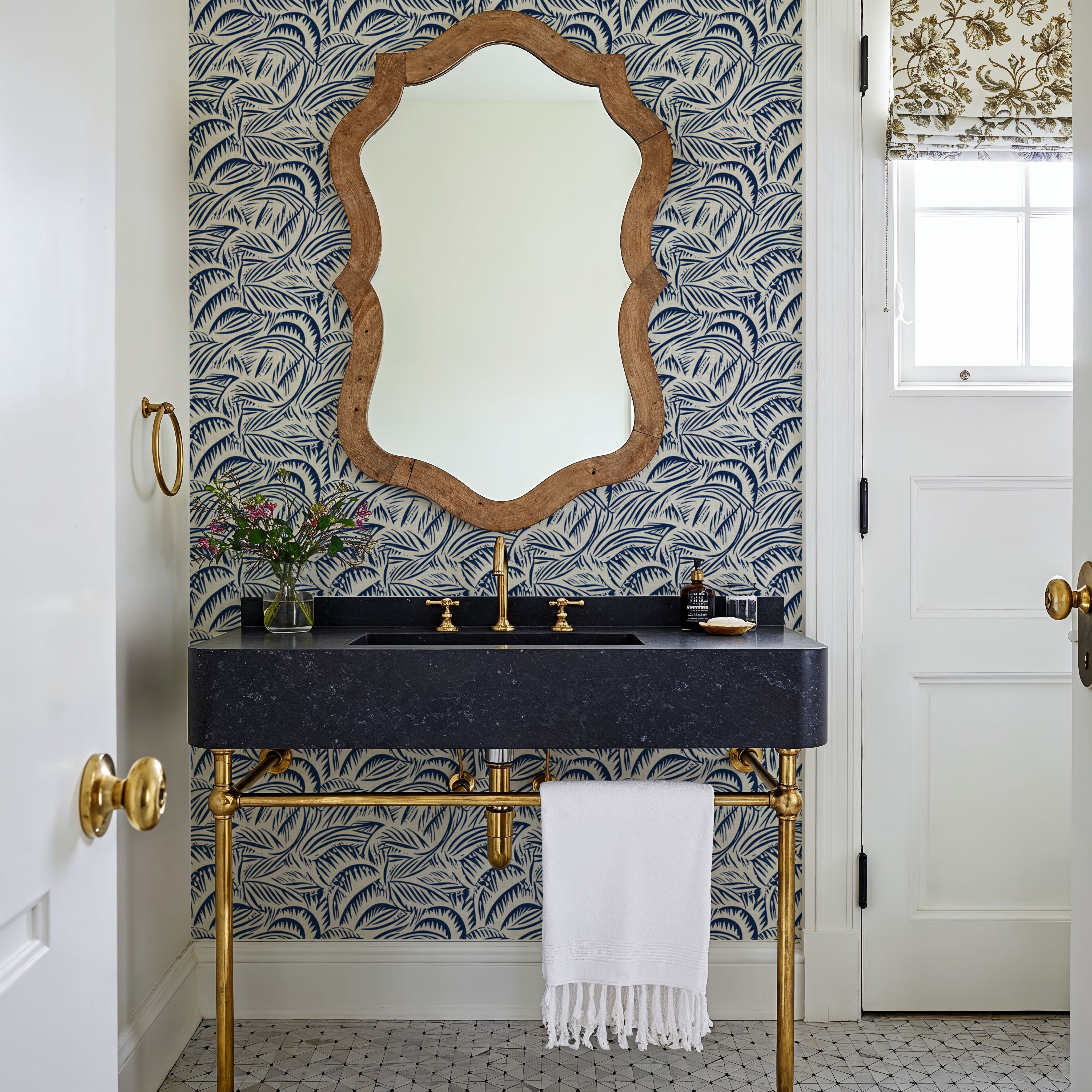 Swaying Leaves, Royal Blue