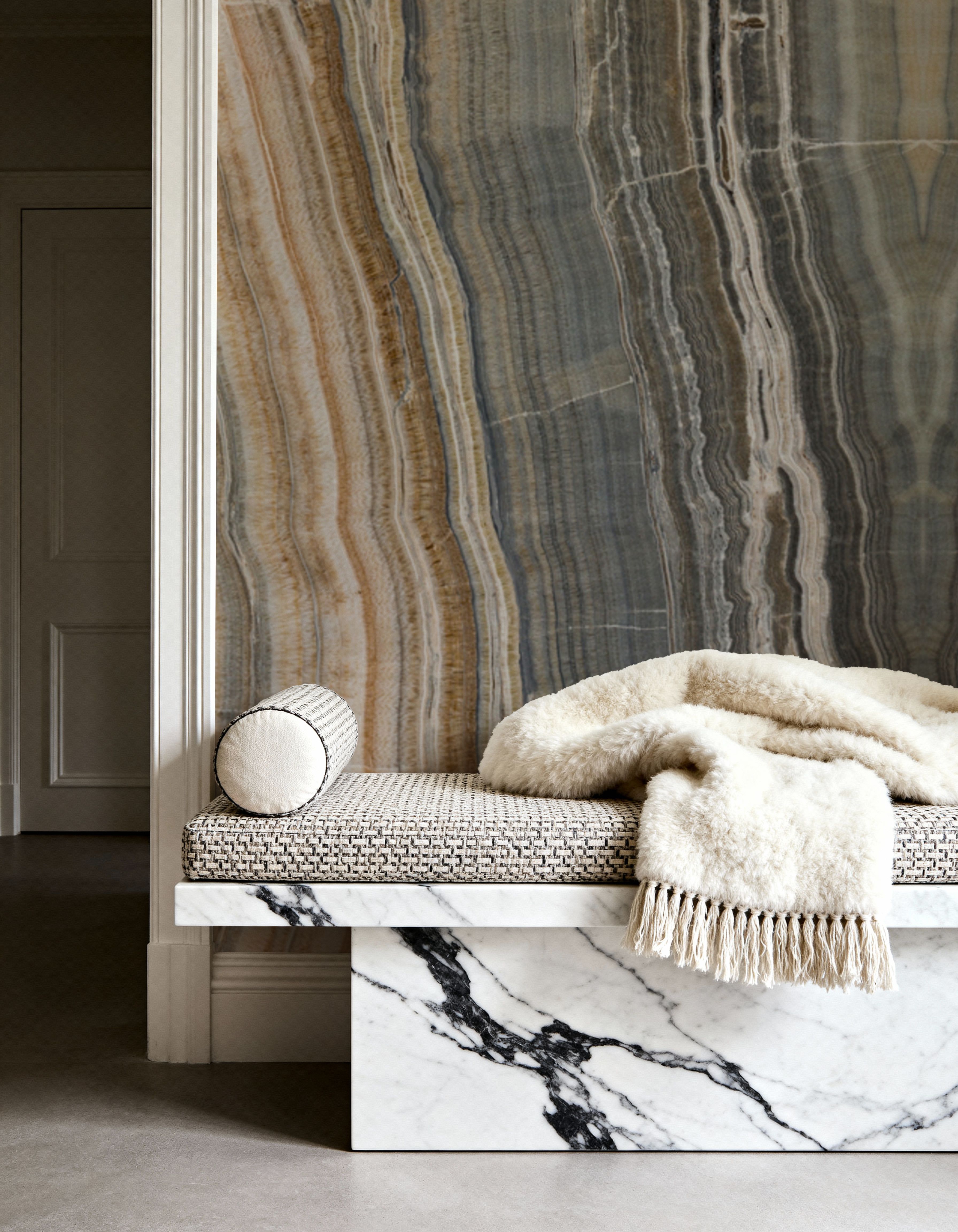Onyx Mirage Bookmatched, Earth