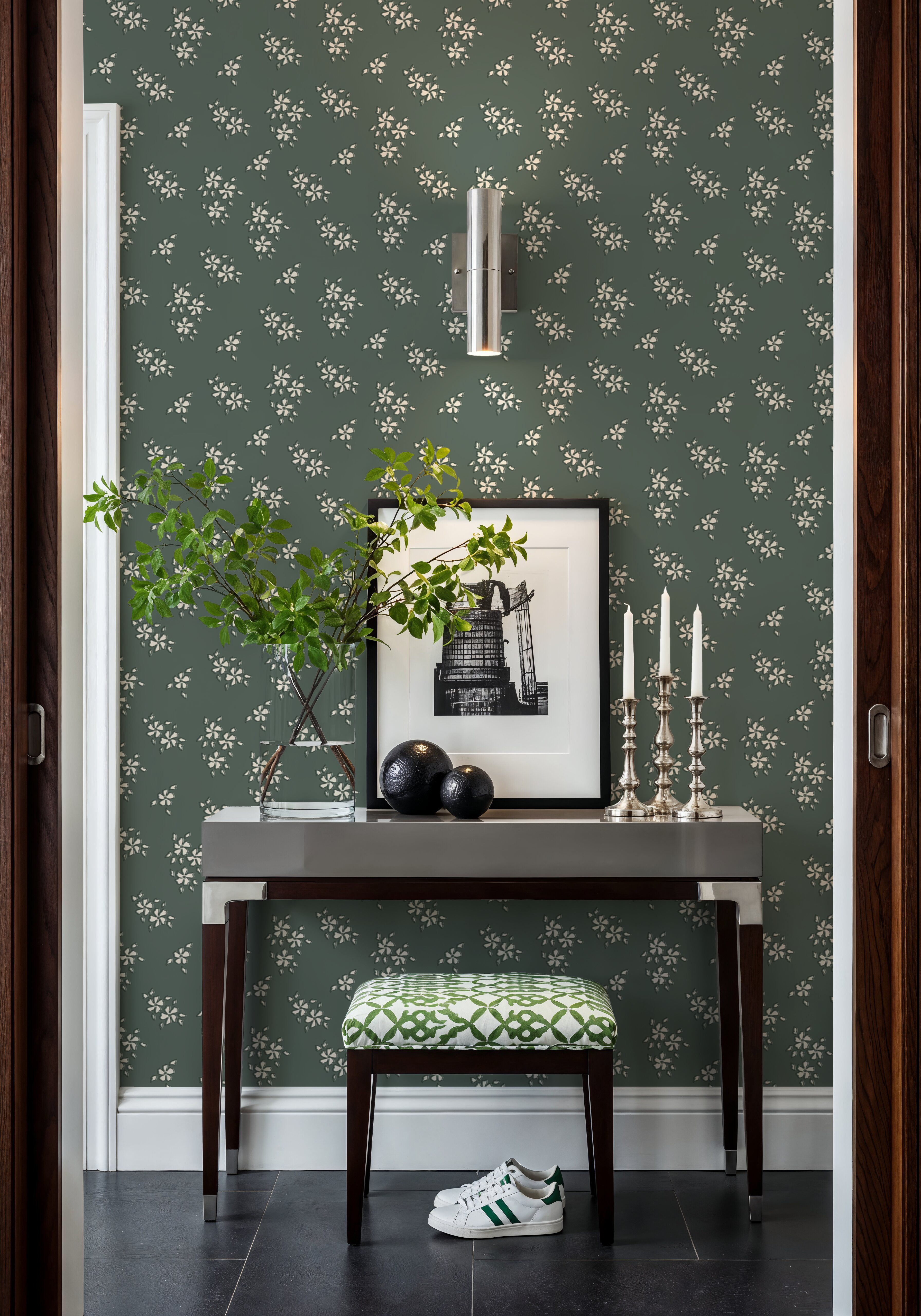 Chartaceous Green