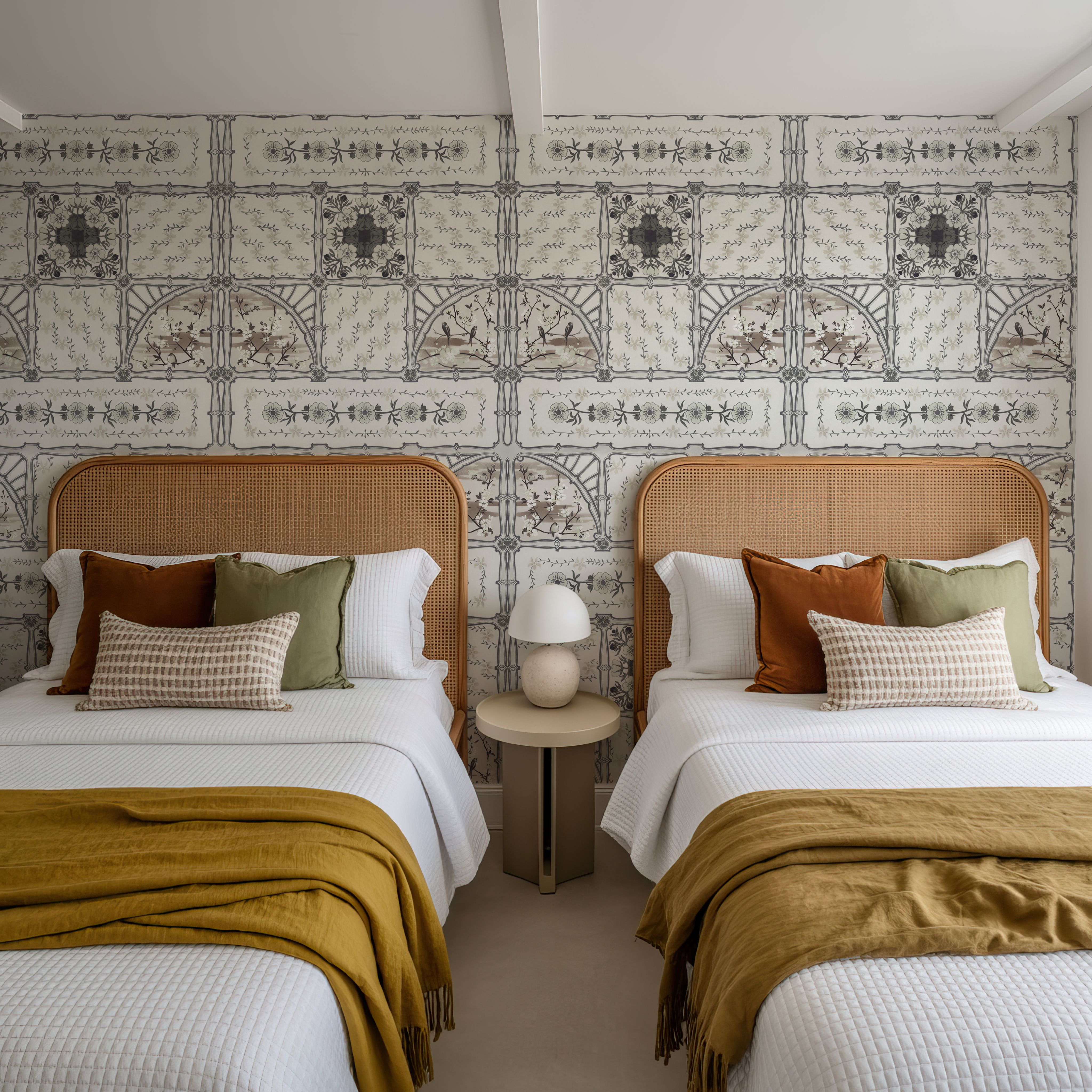 Sakura & Bird, Beige