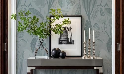Heron & Plants Mint