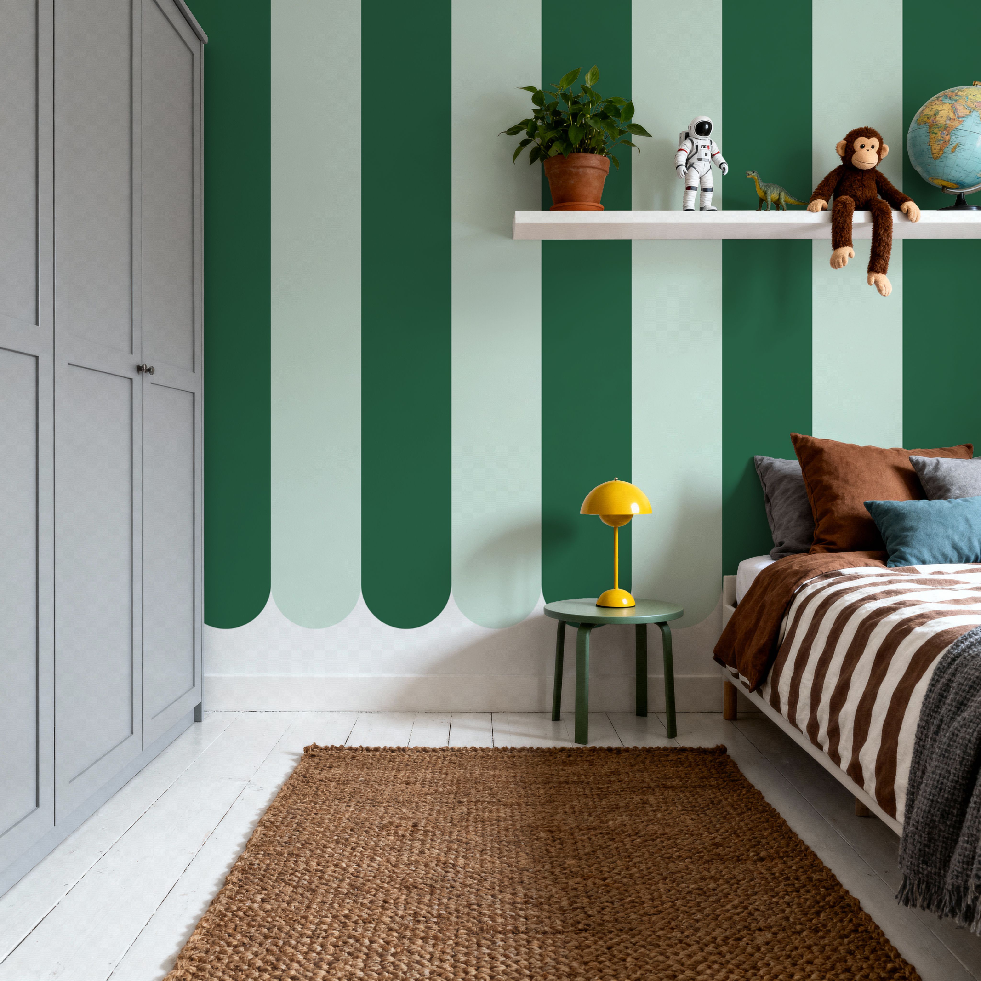 Scalloped Circus Stripes, Green on Green
