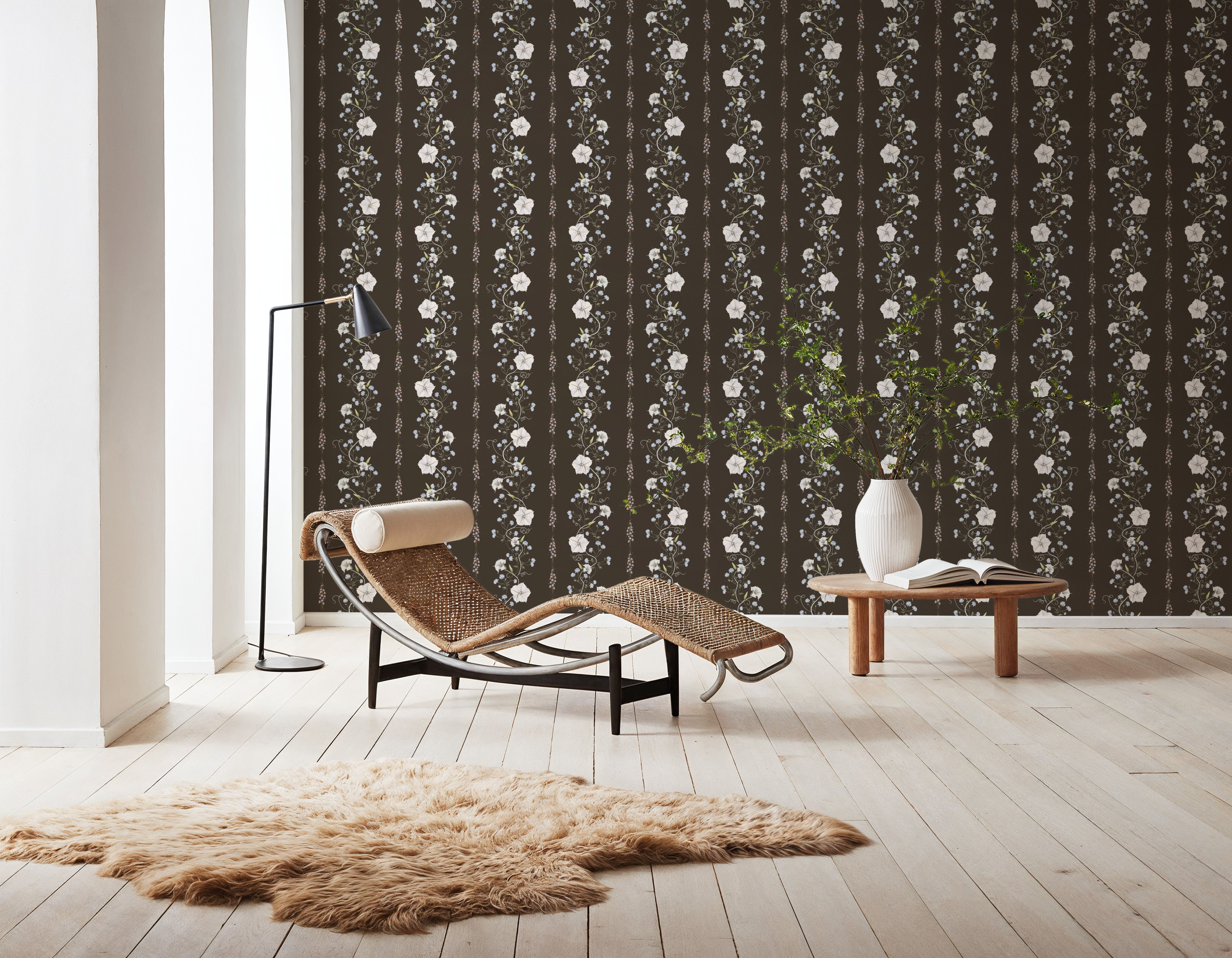 Trailing Flower Stripe, Walnut