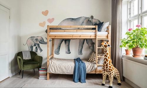 Elephant Love