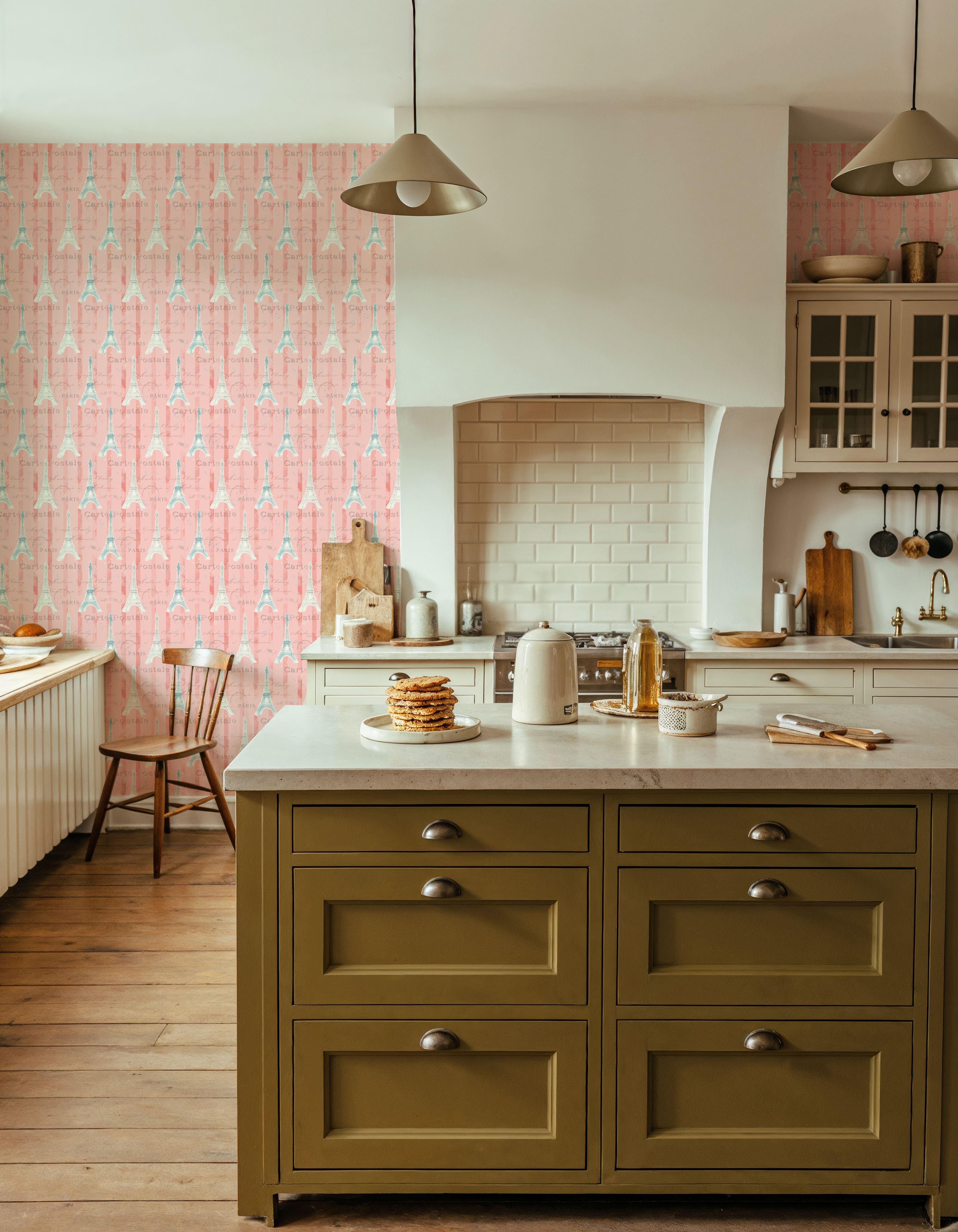 Greetings from Paris Red