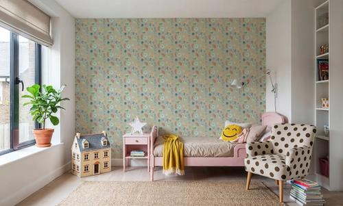 Flutterby Flowers Beige