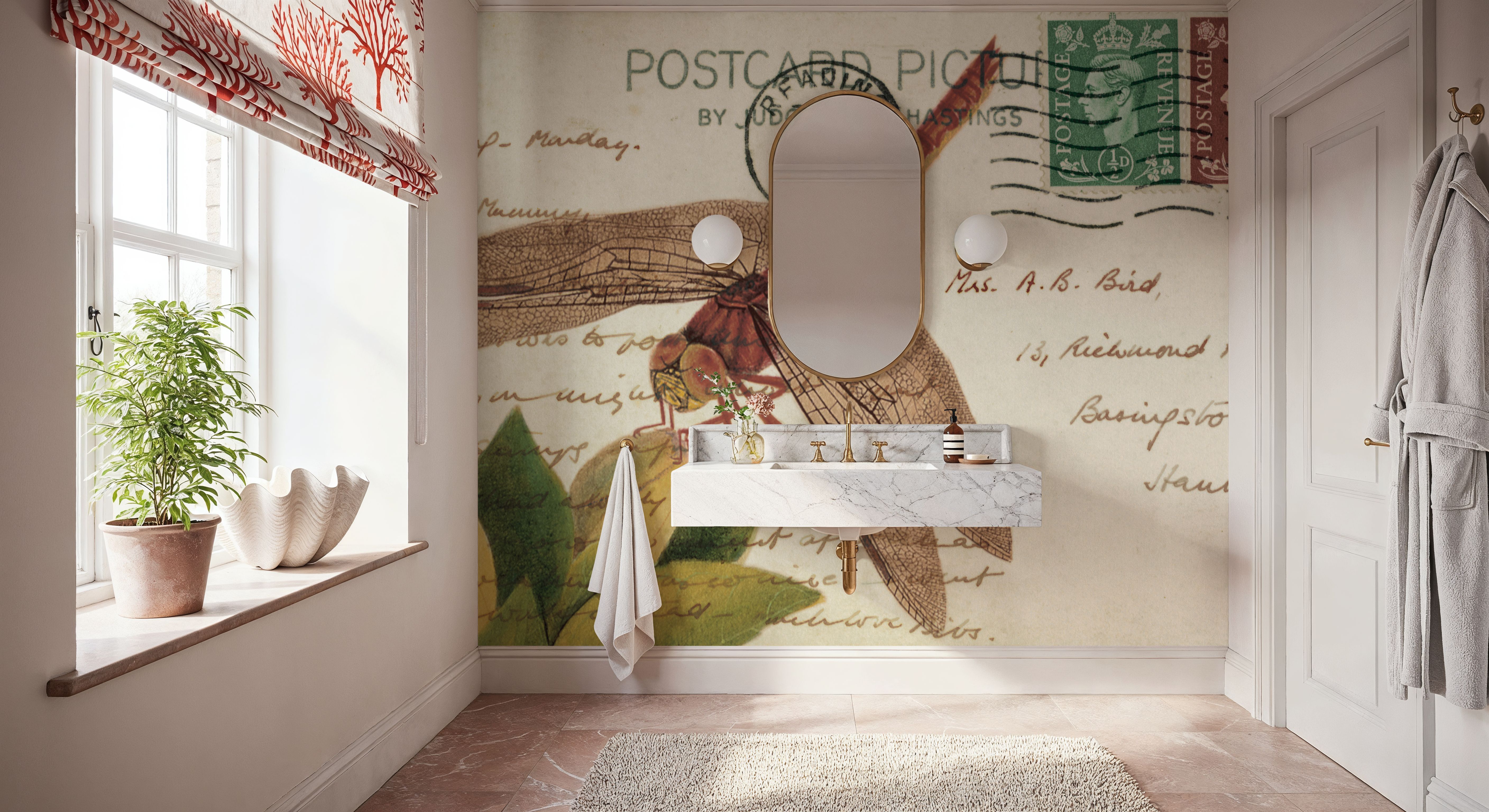 Dragonfly Postcard II Cream