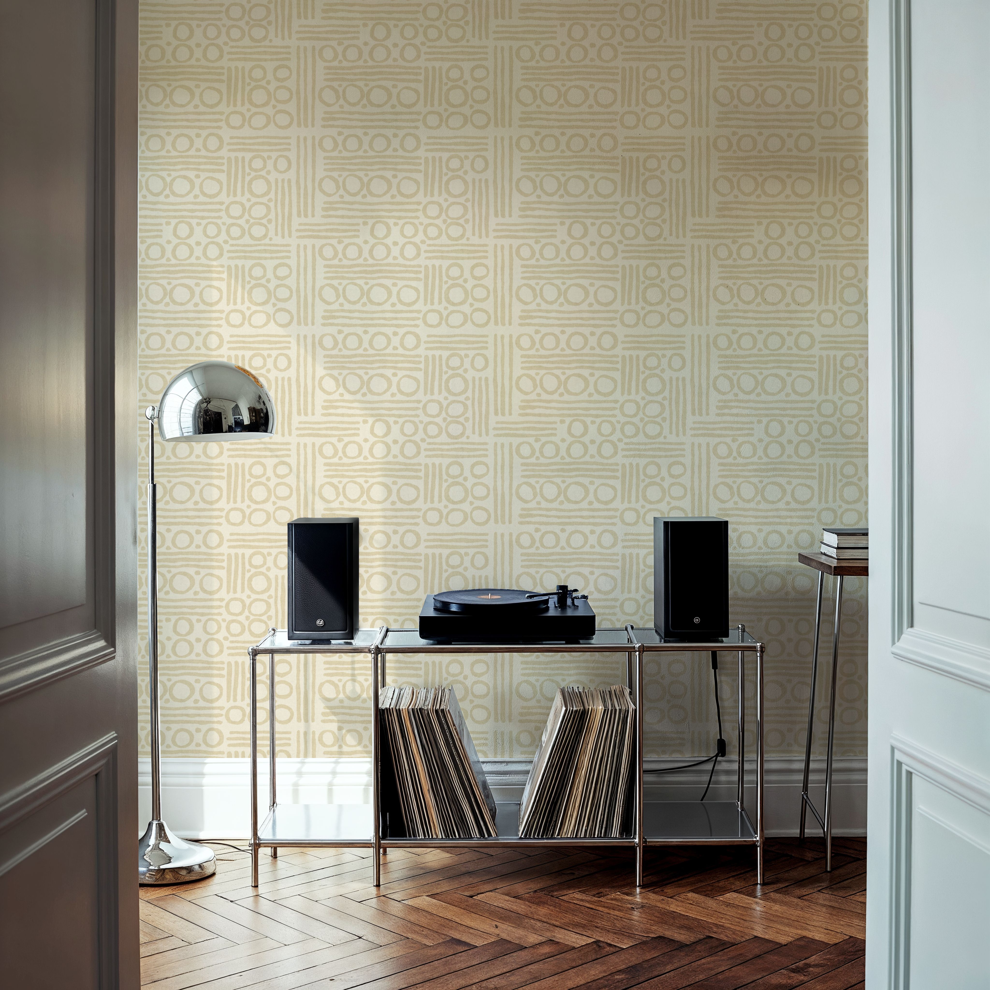 Paradise Towering Beige