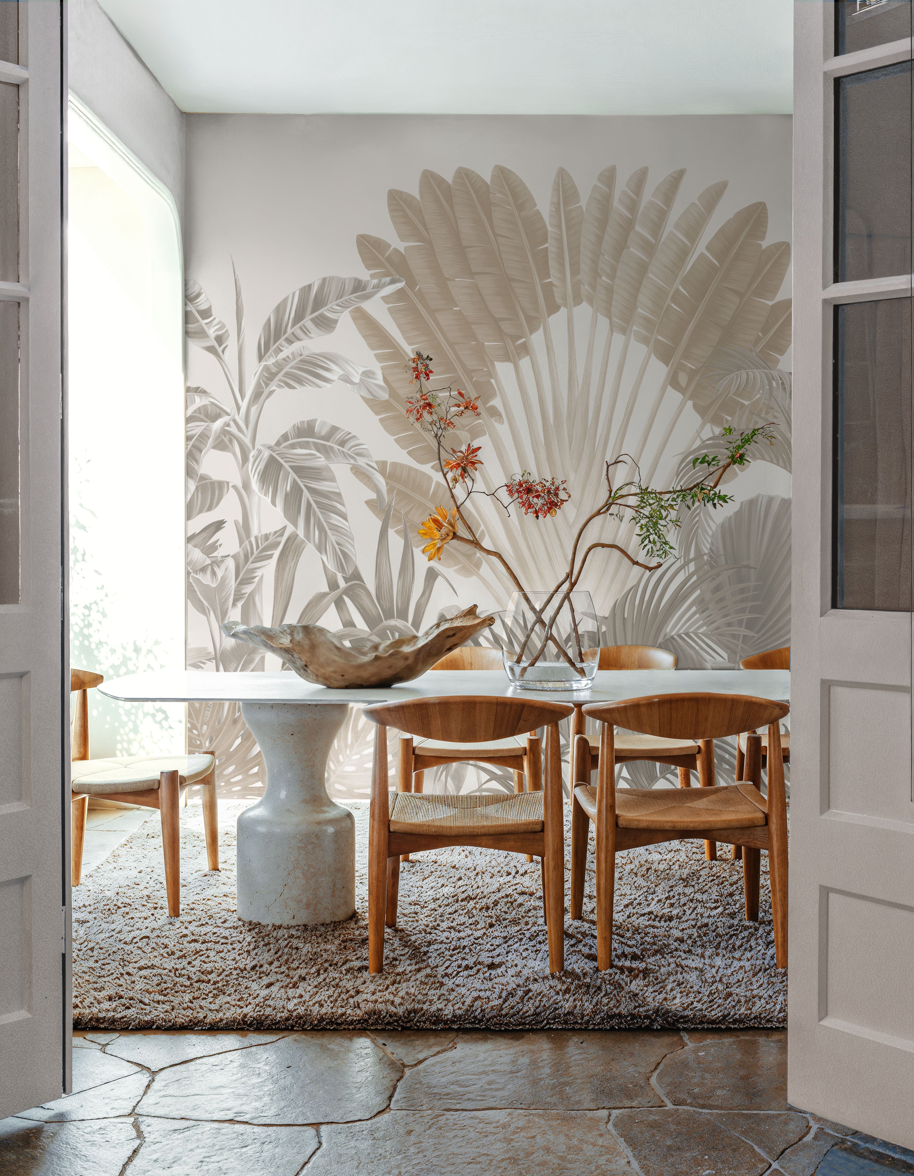 Tropical Crown, Desert