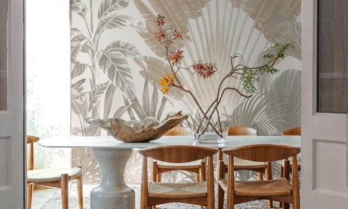 Tropical Crown, Desert