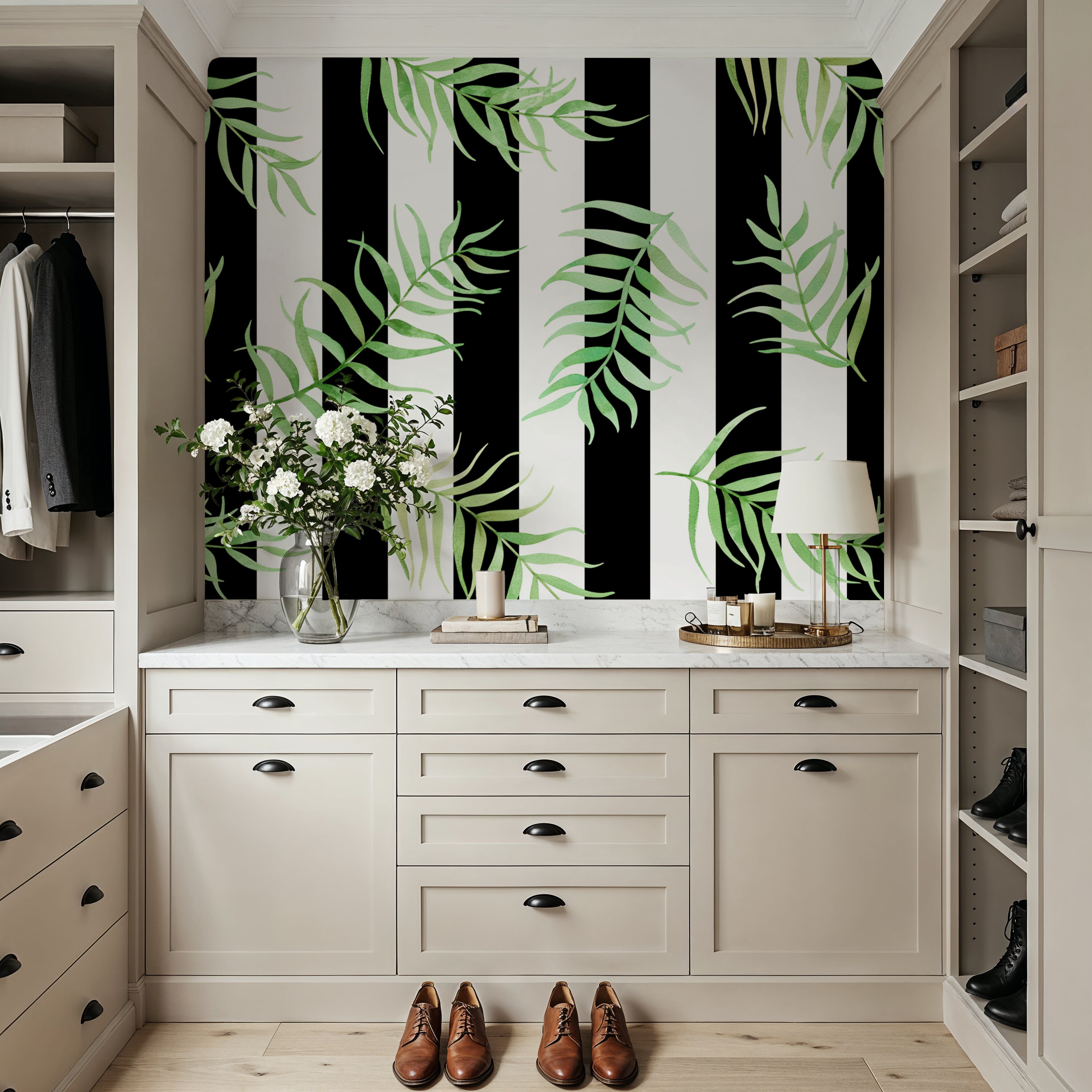 Black & White Stripe Leaves