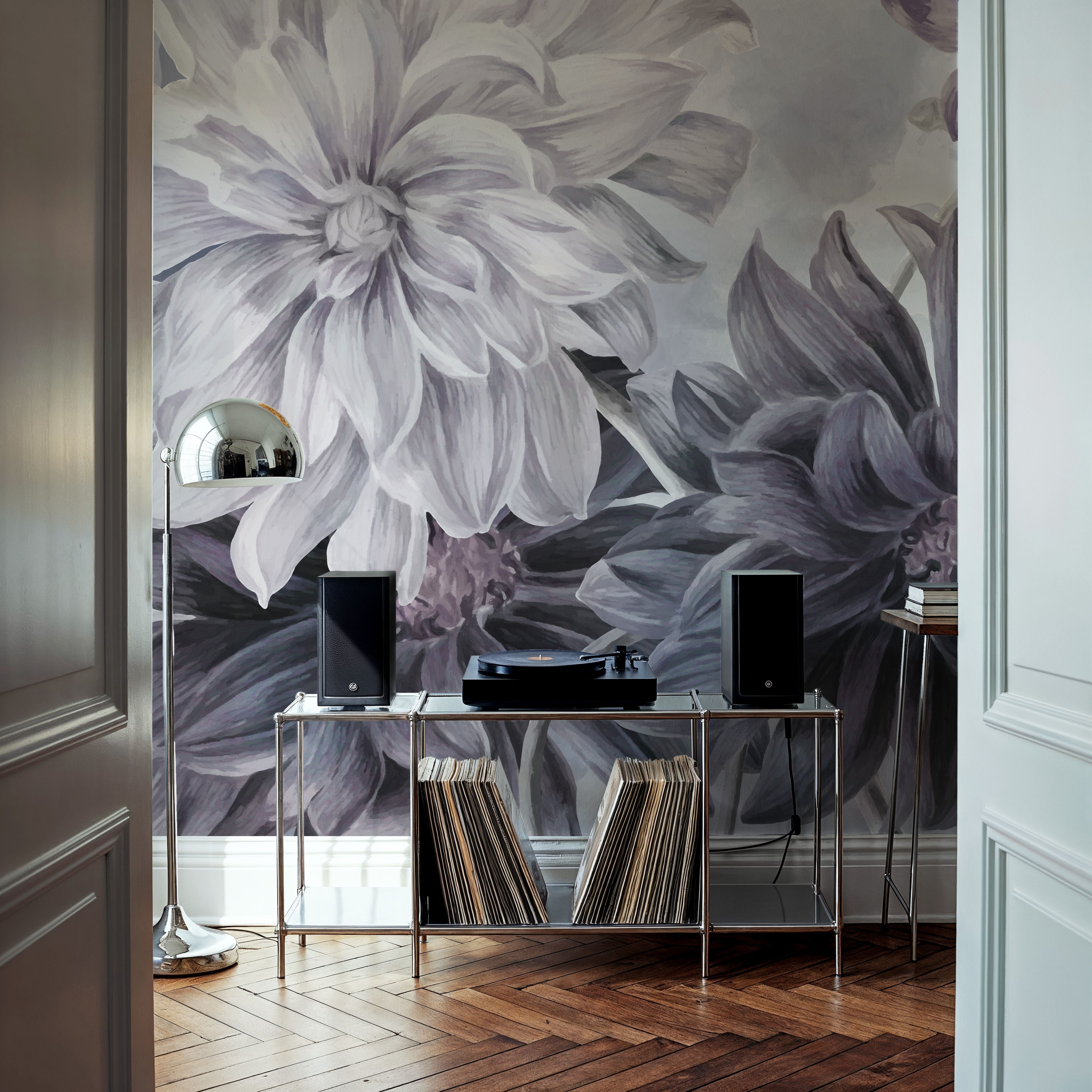 Focus on the Dahlia Gray