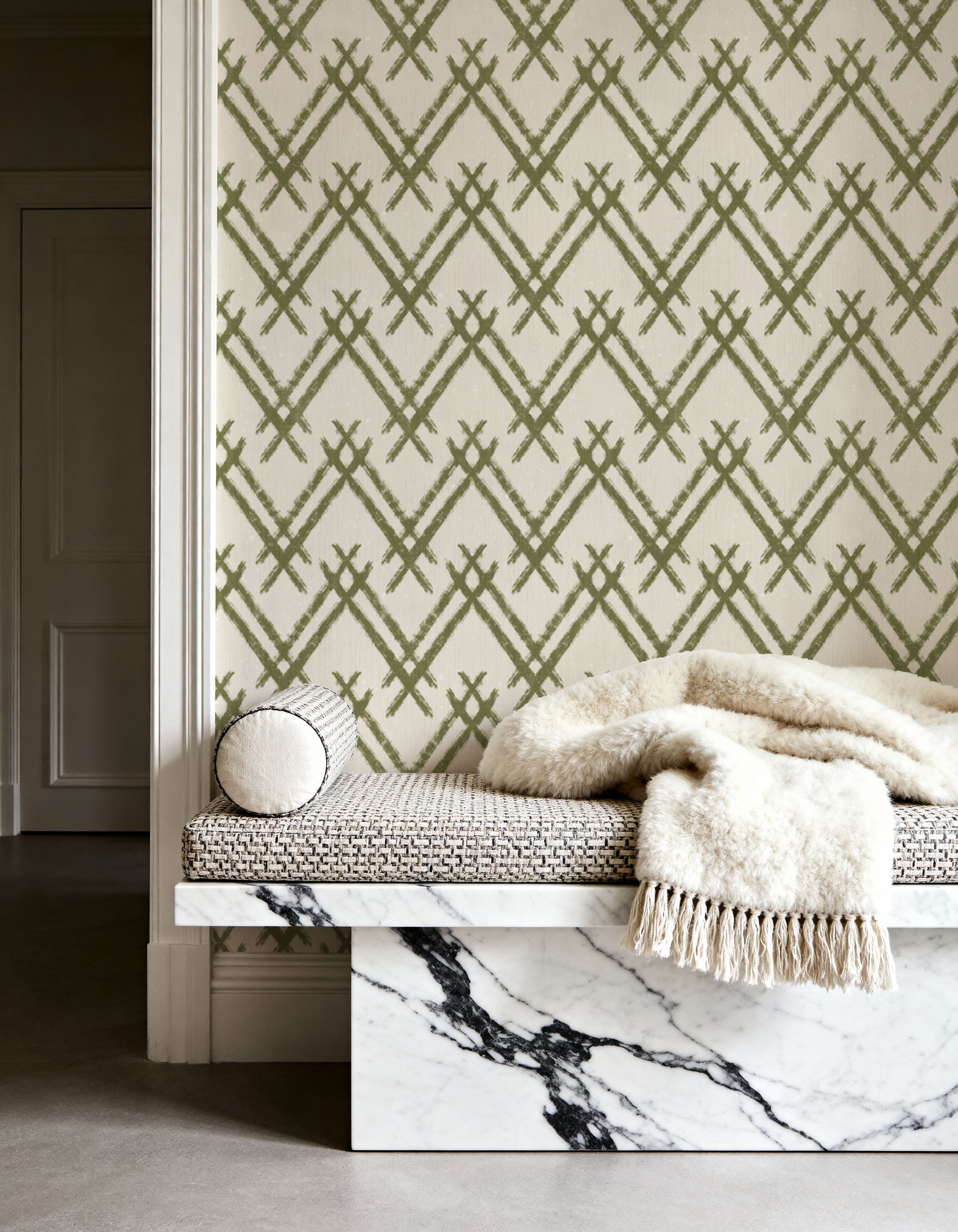 Woodland Tops Green, Behang