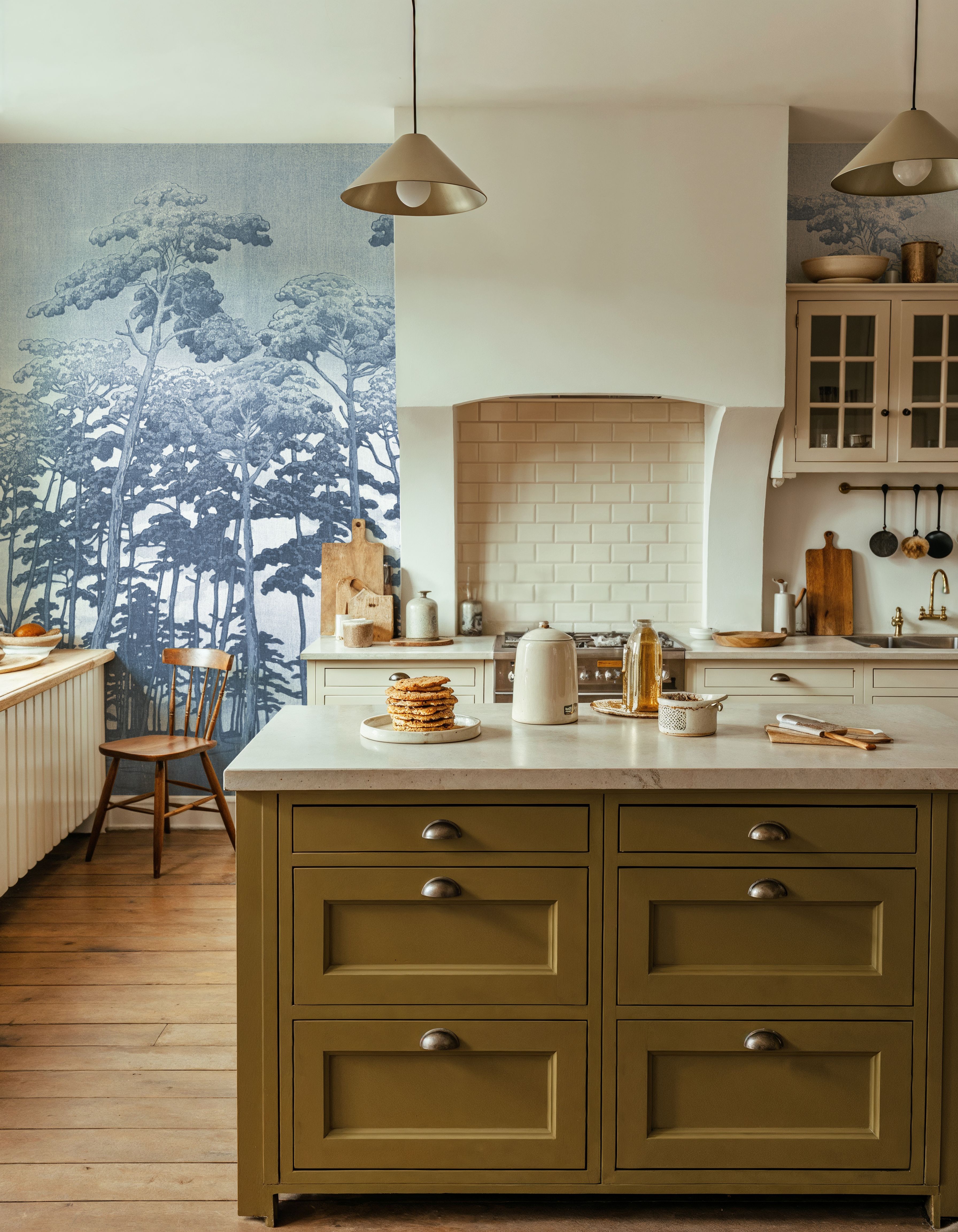 Tranquil Pinescape, Sky