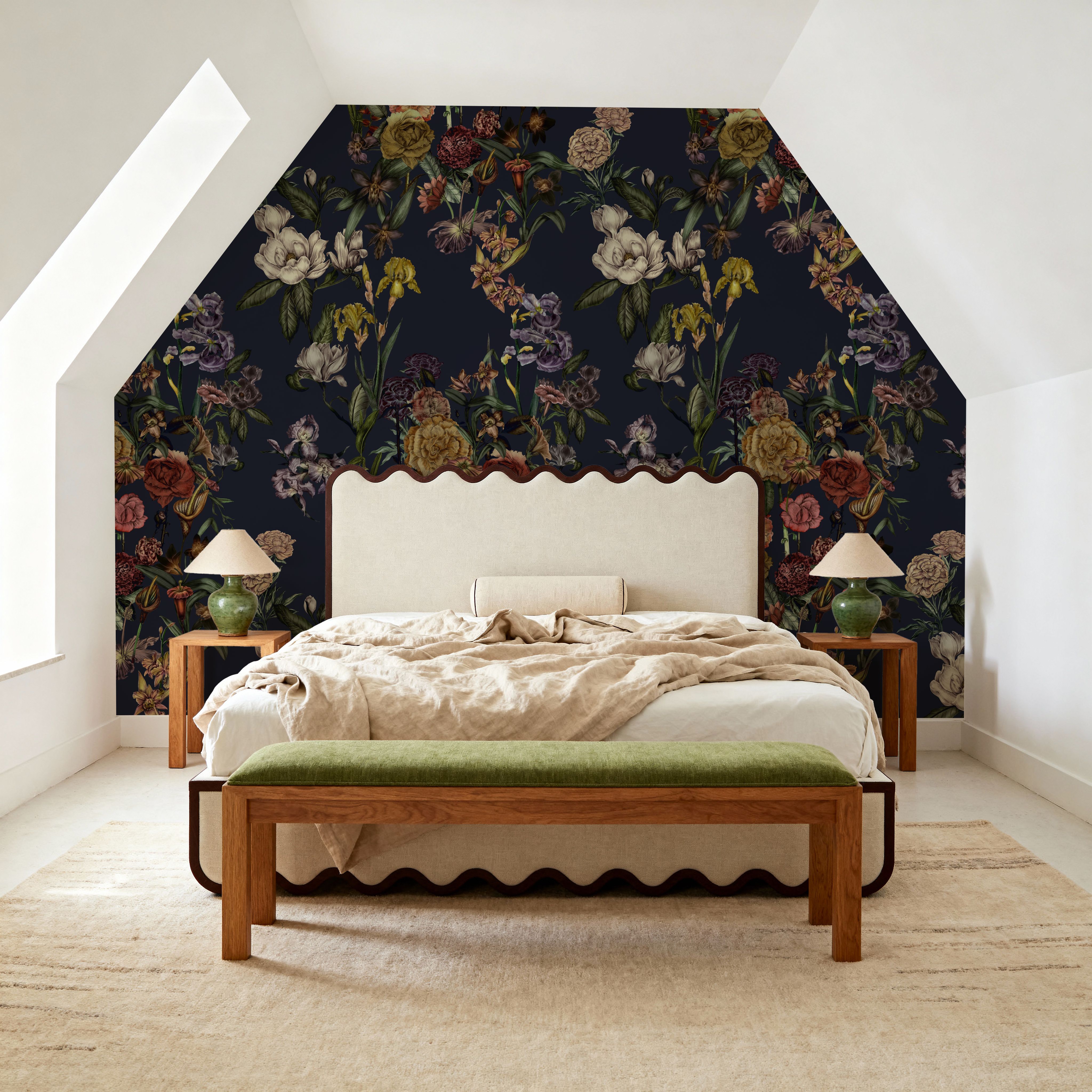 Floral Gaze, Midnight