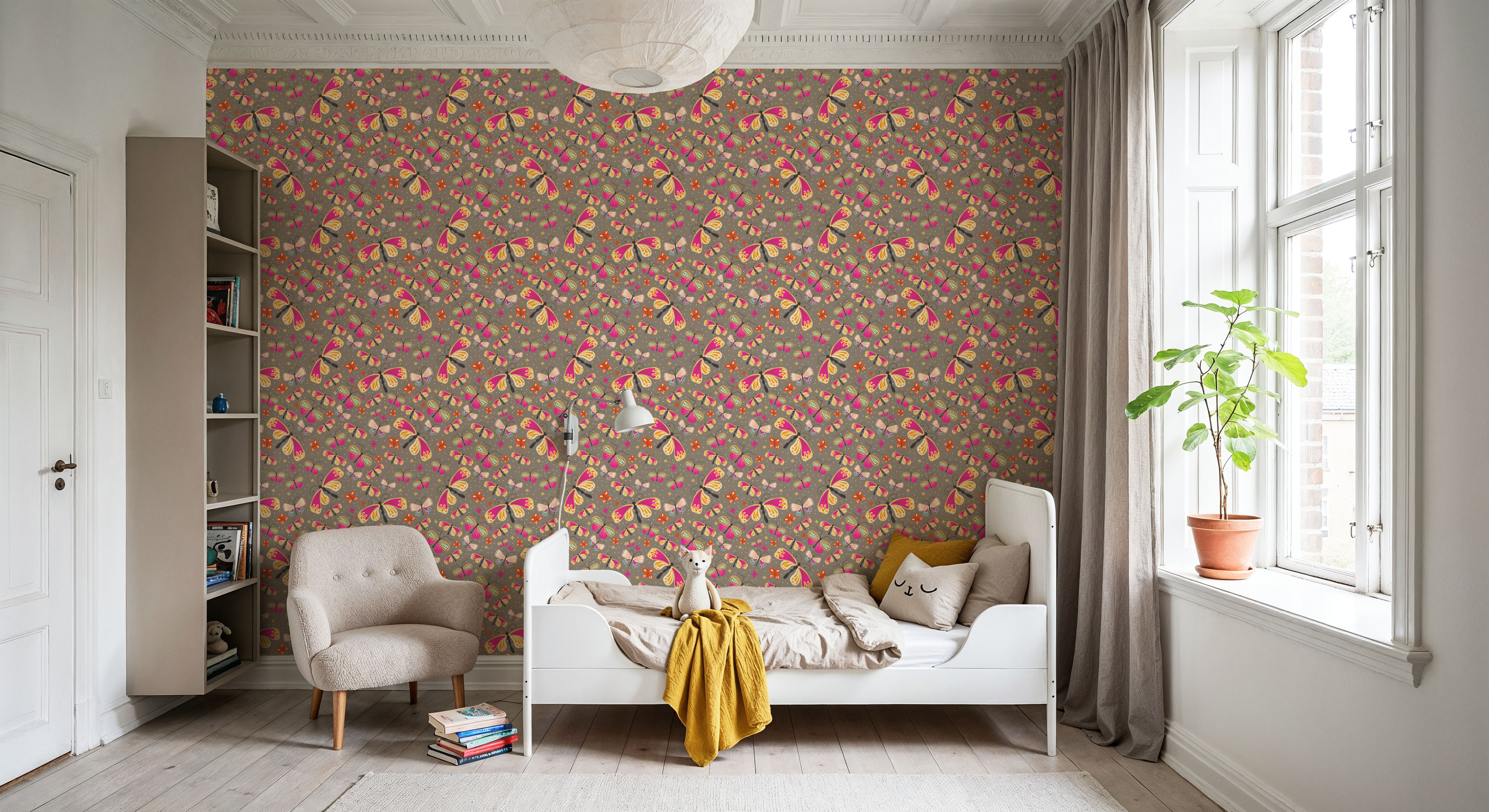 Butterfly Crowd, Tan