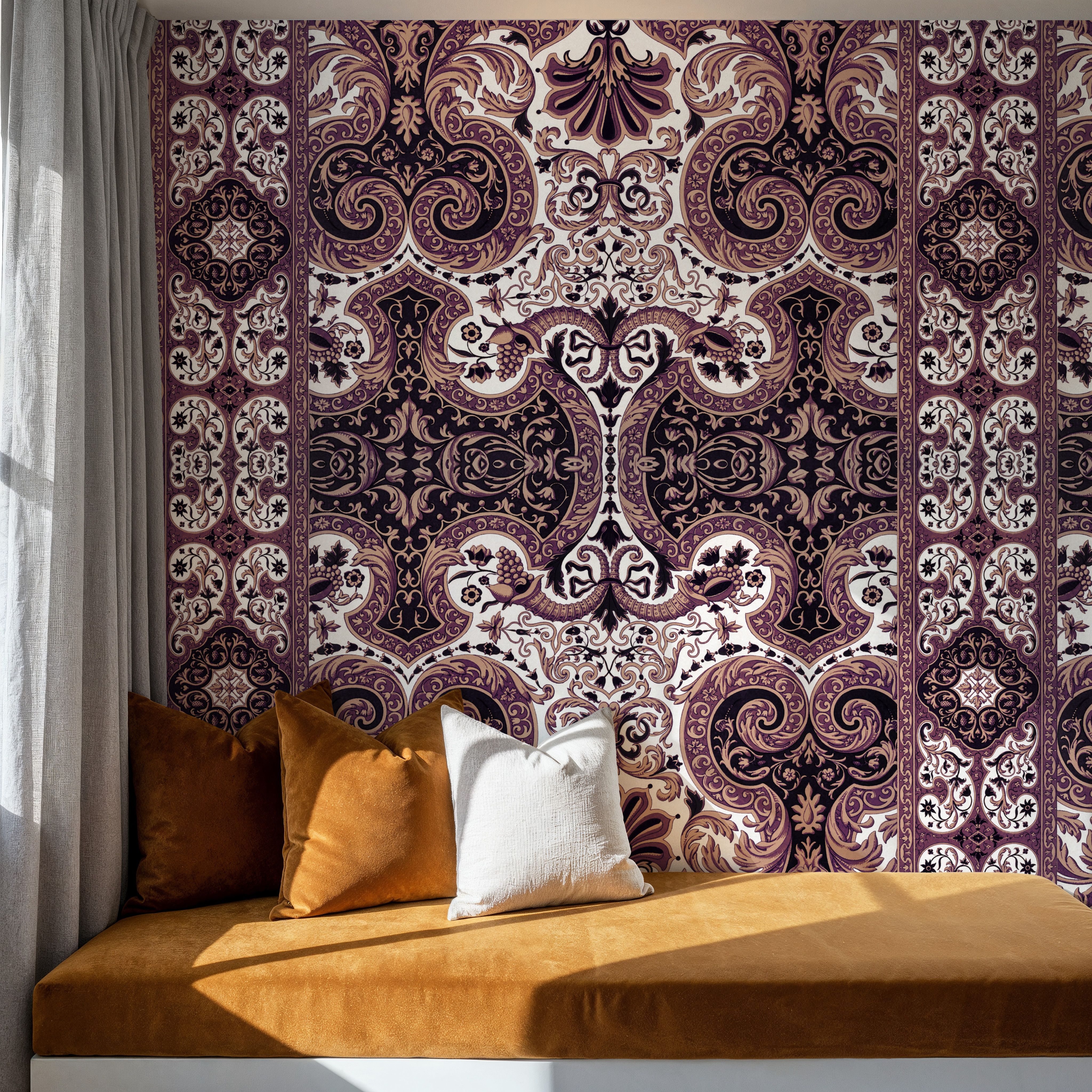 Golden Versailles, Walnut Pink