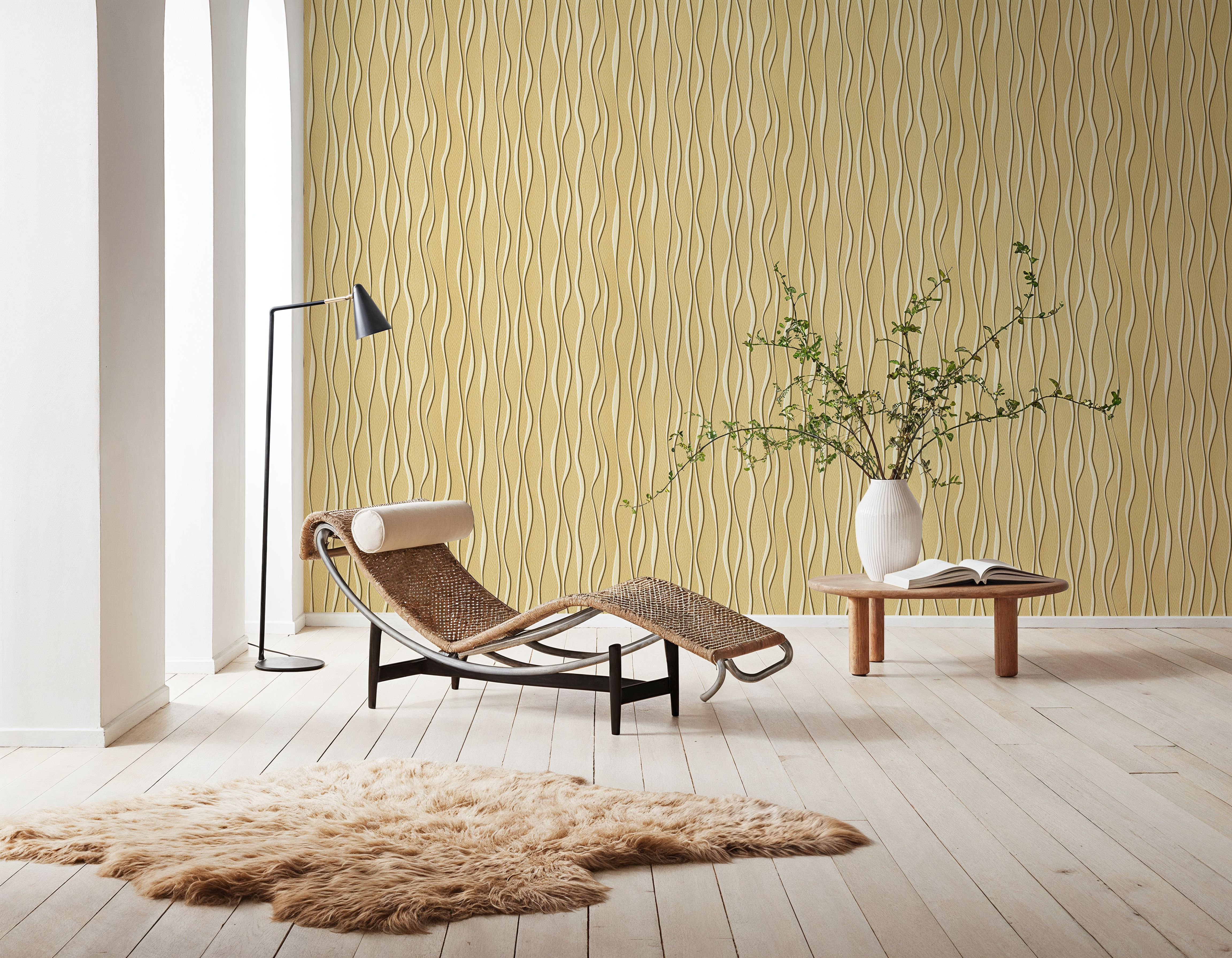 Swaying Lines, Hay