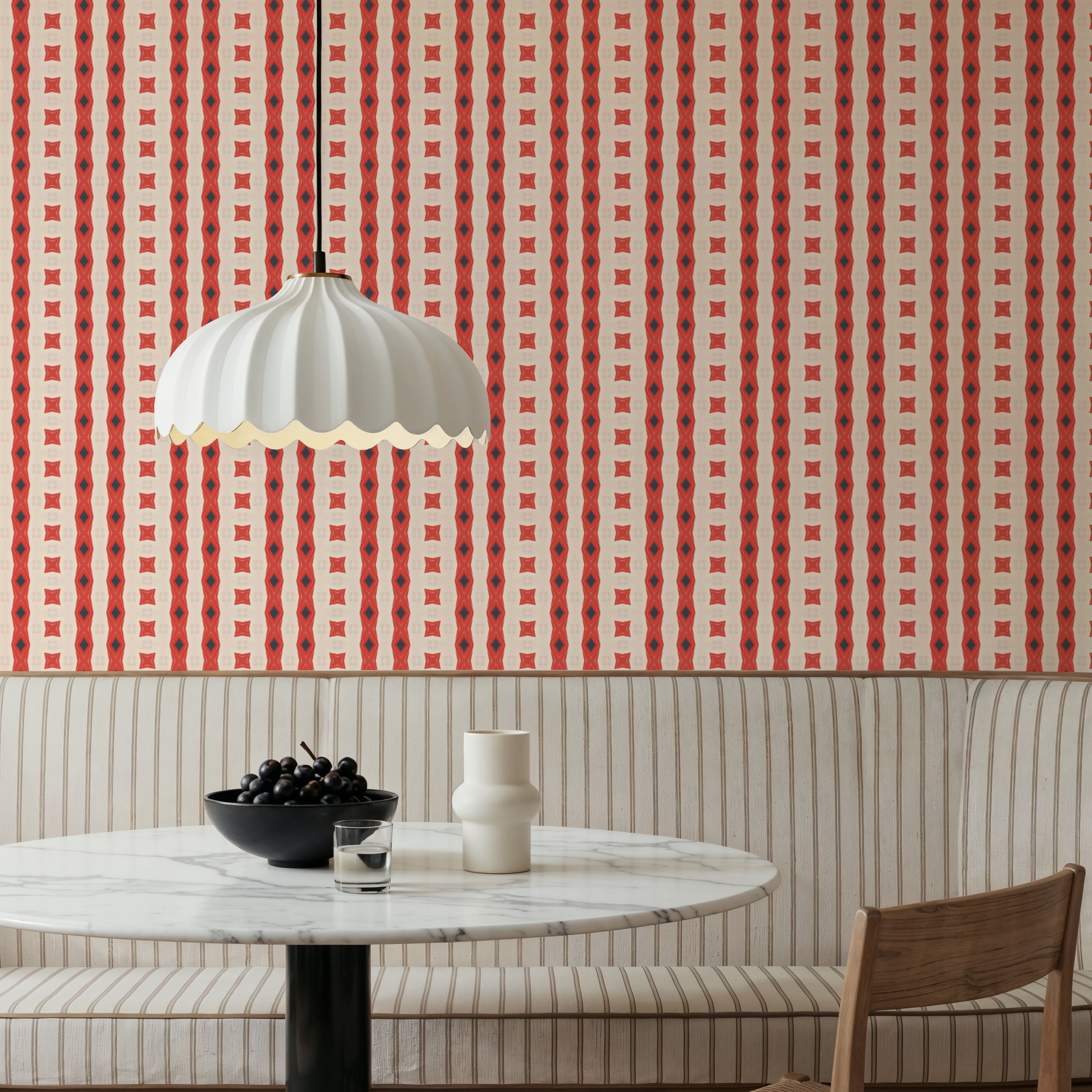 Tie-Dye Chandel, Wallpaper