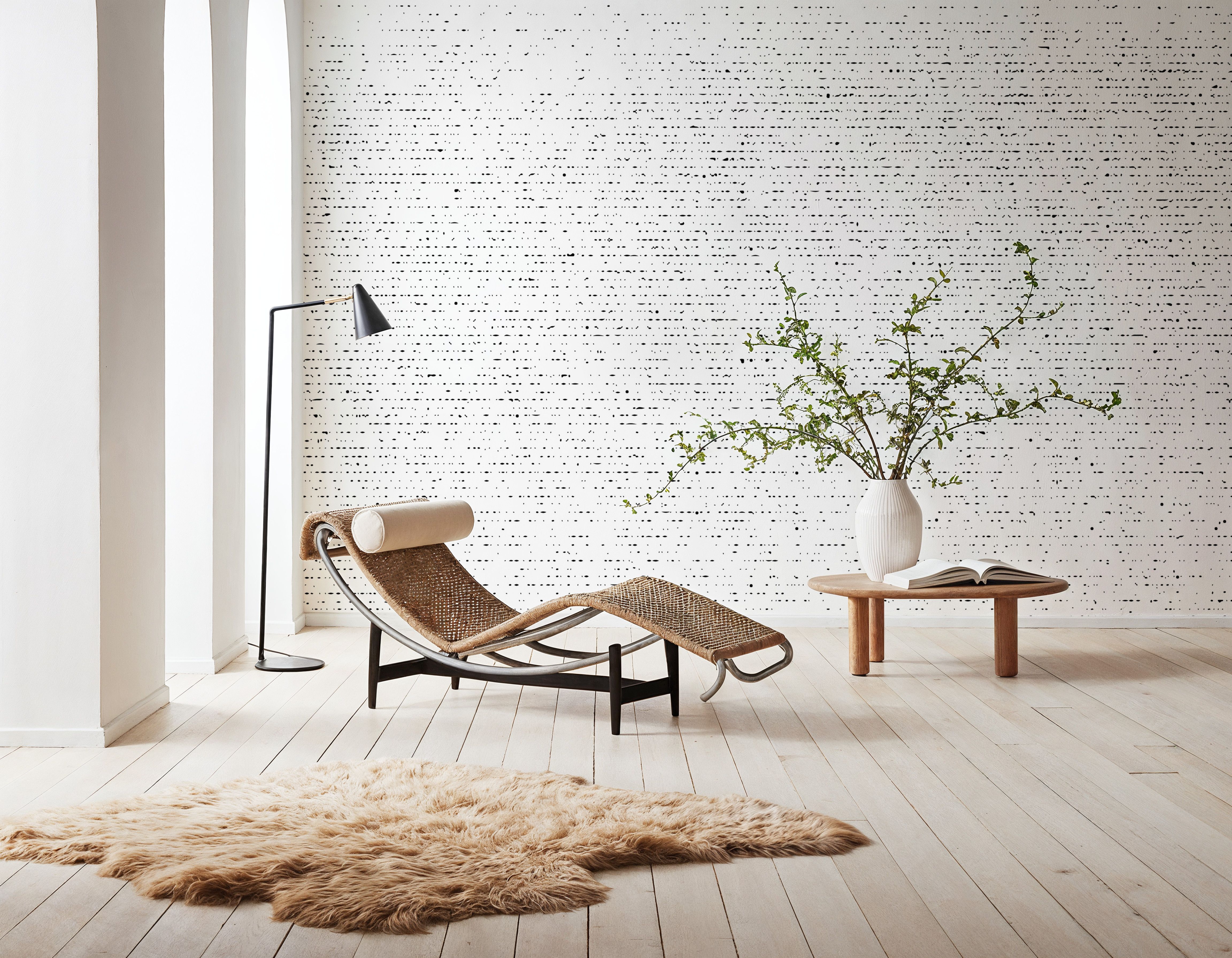 Vertical Distressed Dots