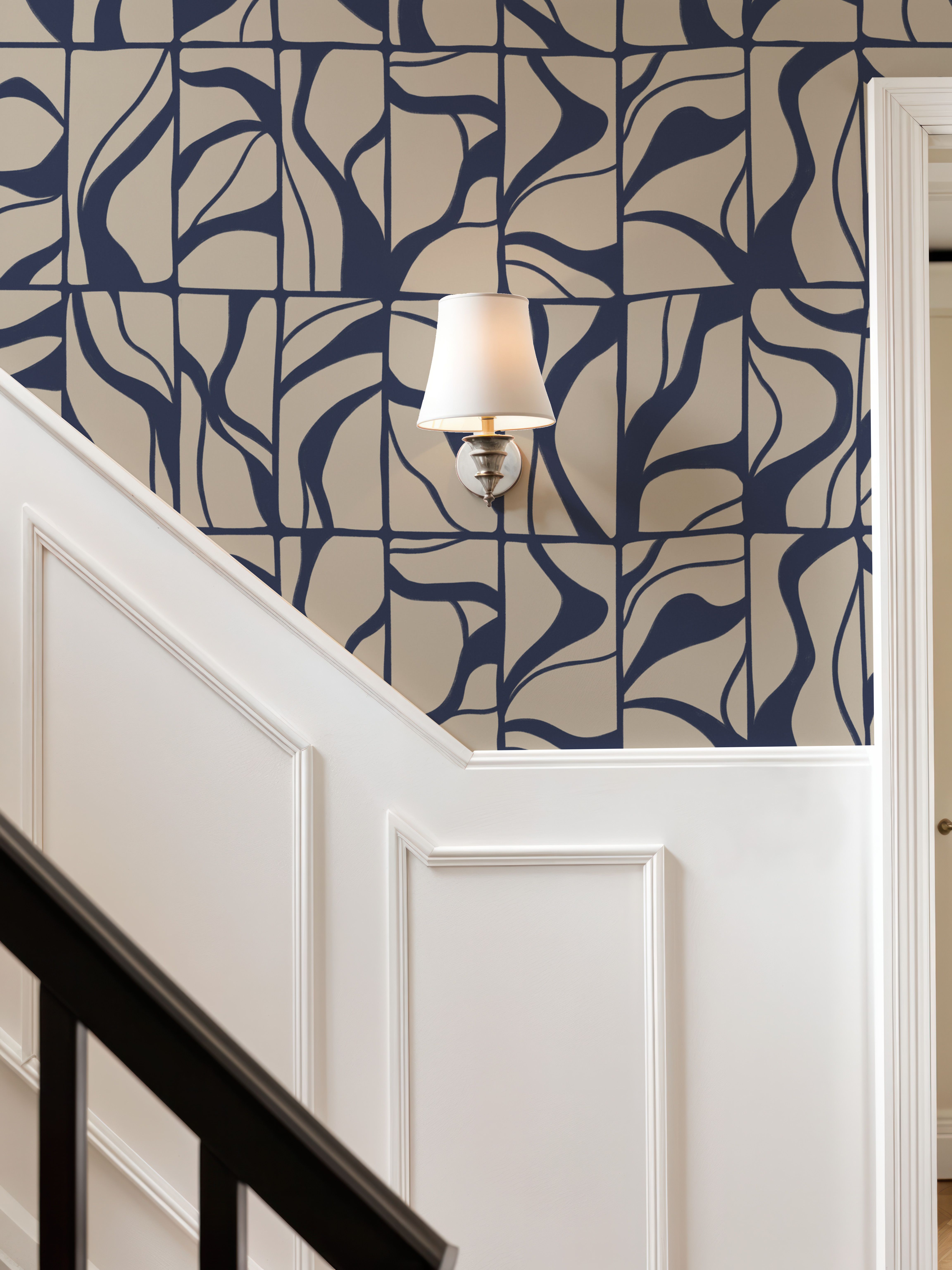 Linear Drift, Marine & Beige