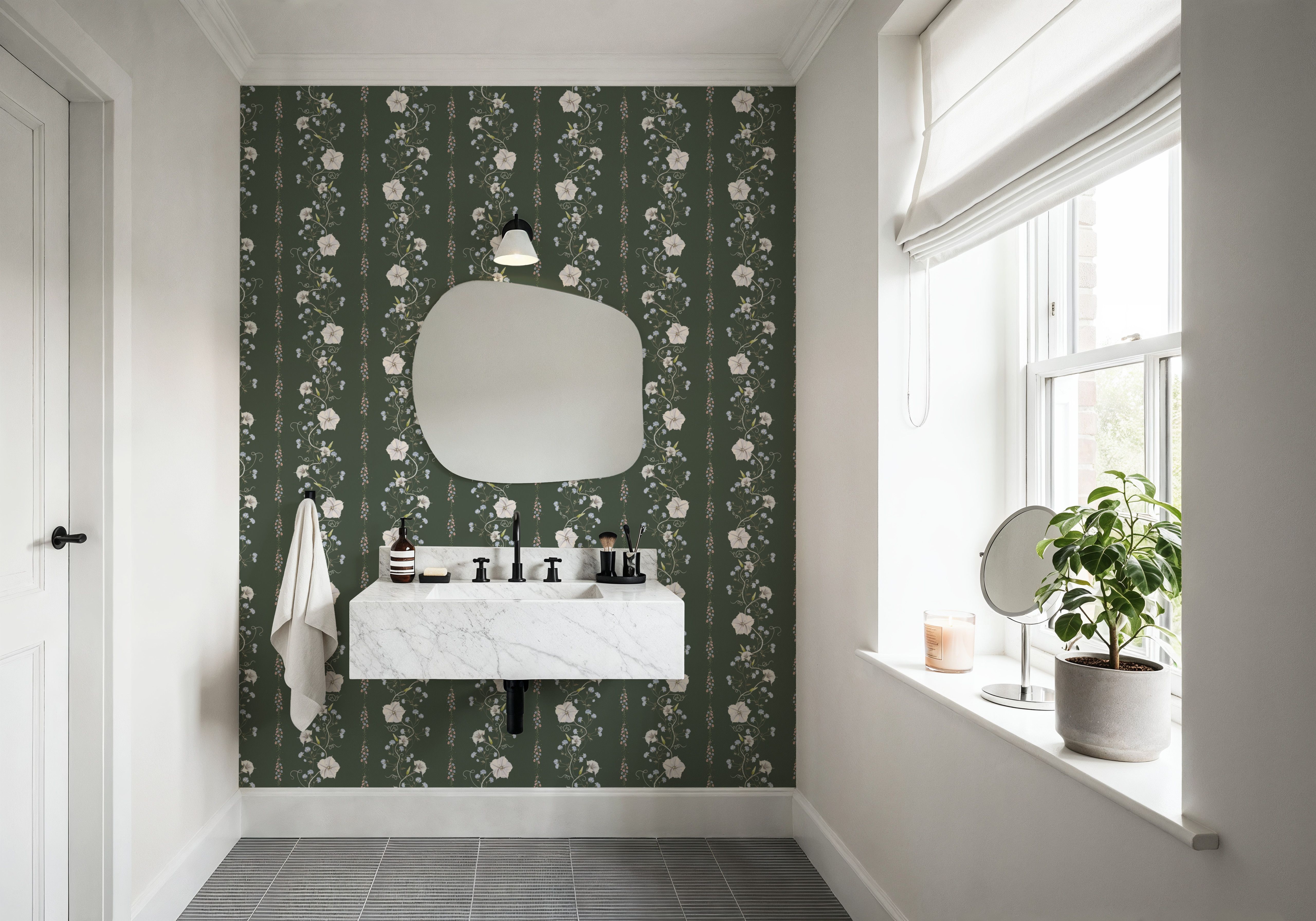 Trailing Flower Stripe, Soft Green