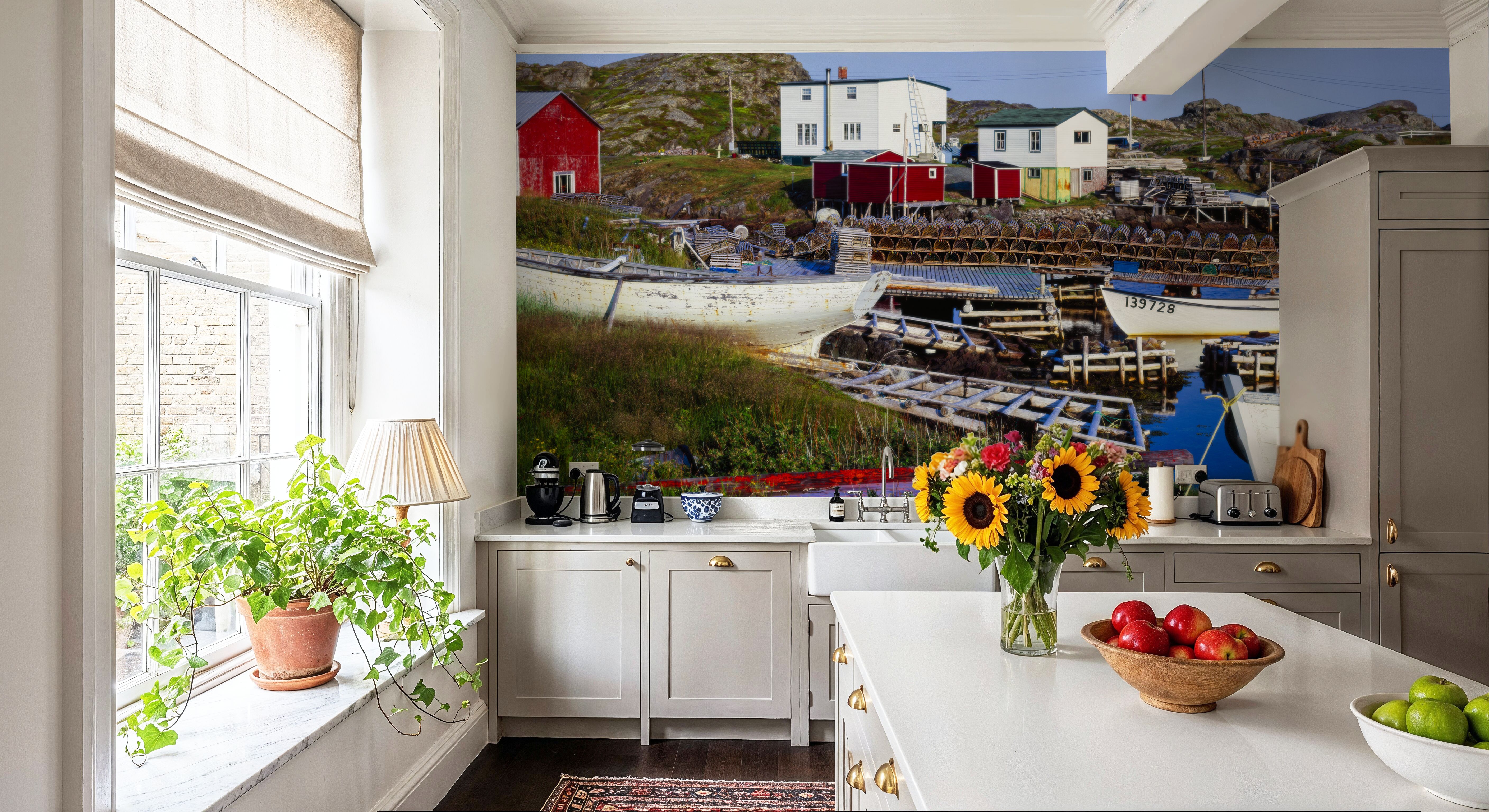 Newfoundland Harbour, Behang