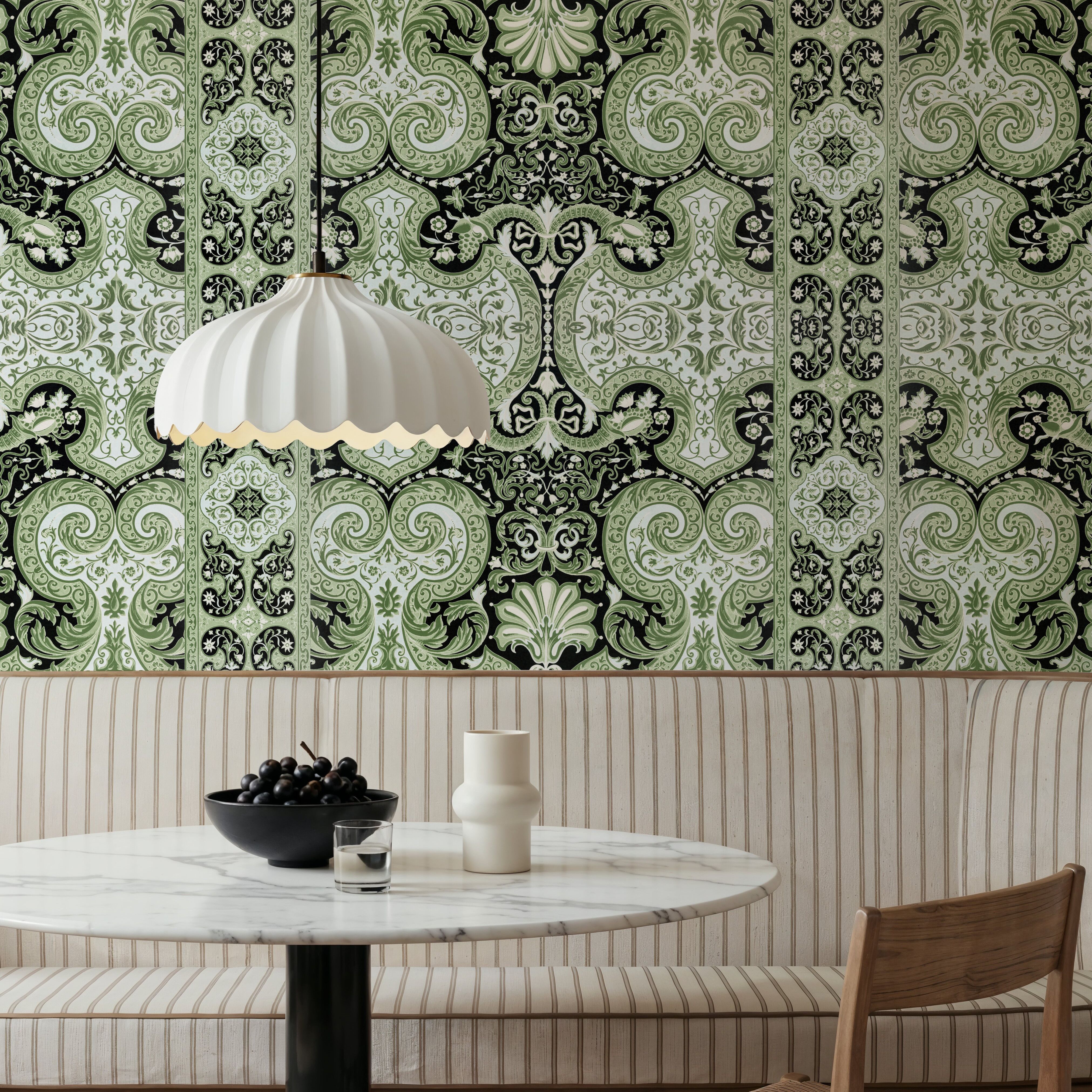 Golden Versailles, Pistachio Cream
