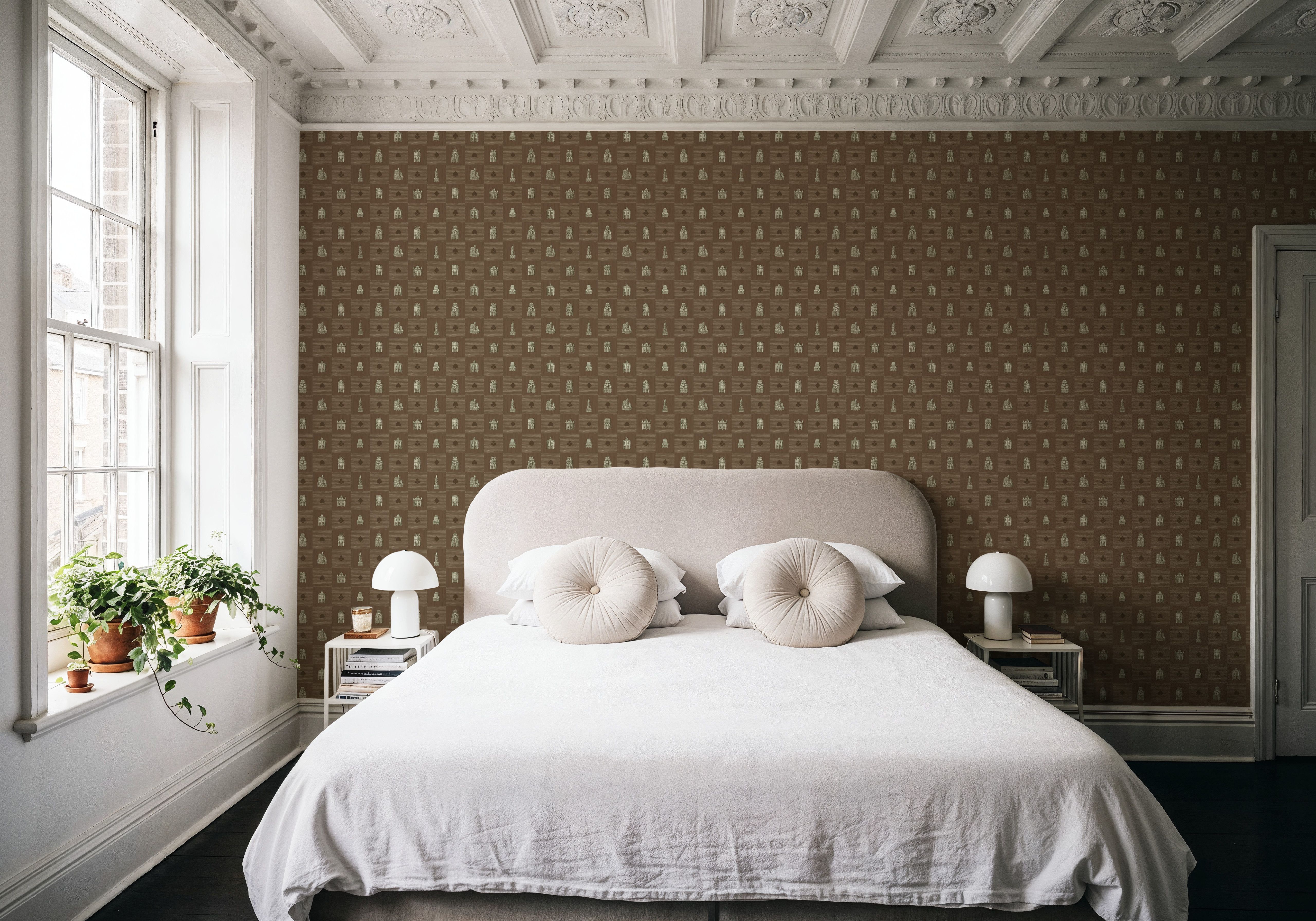 House(s) of Cards, Taupe