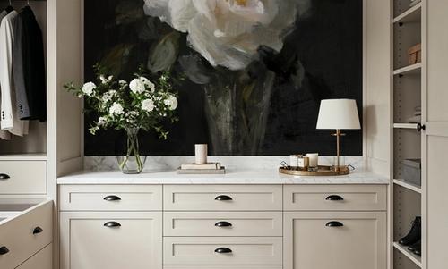 White Rose In a Glass Vase