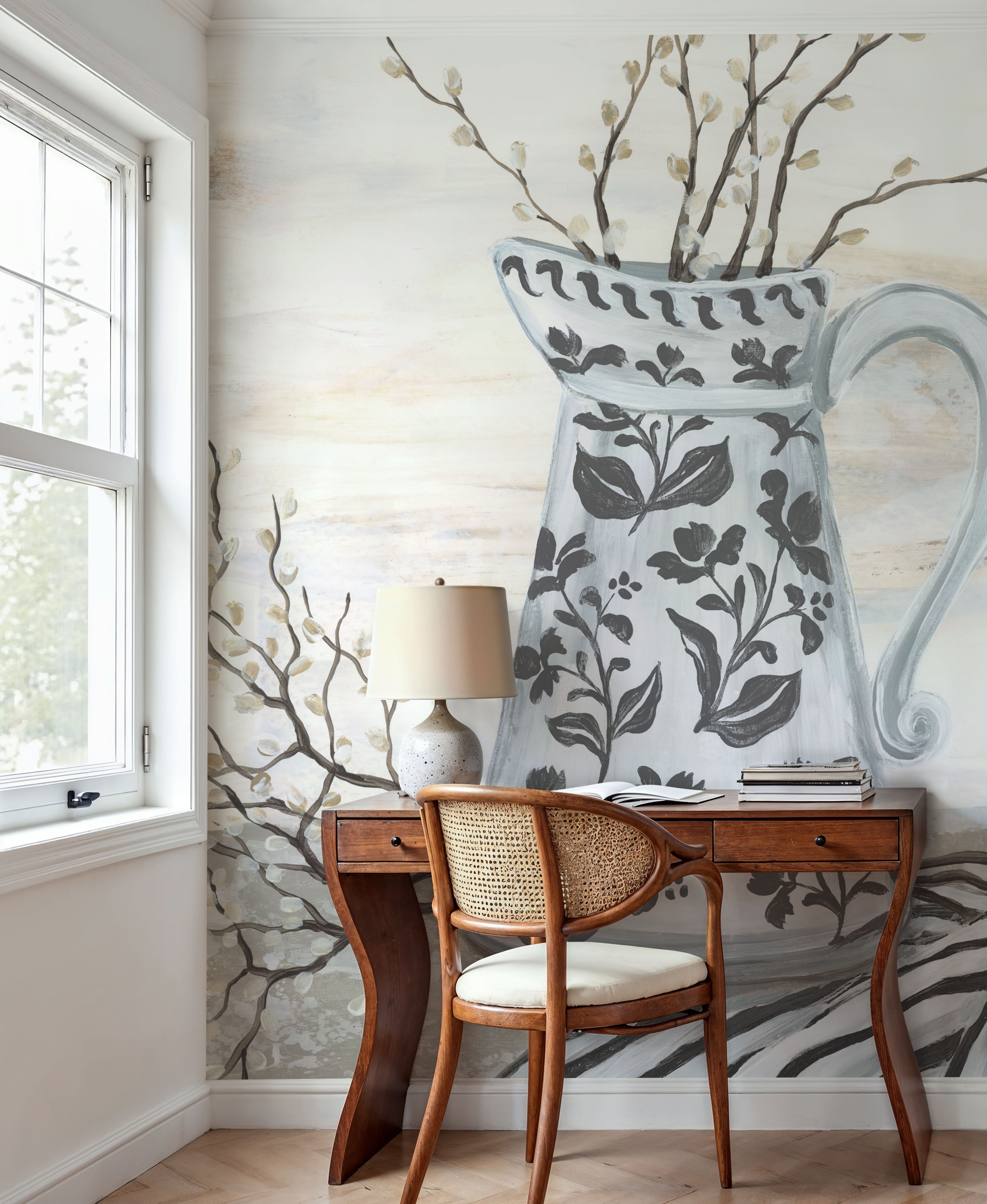Chantilly Cottage Vase