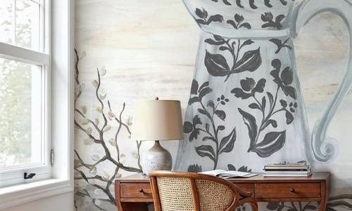Chantilly Cottage Vase