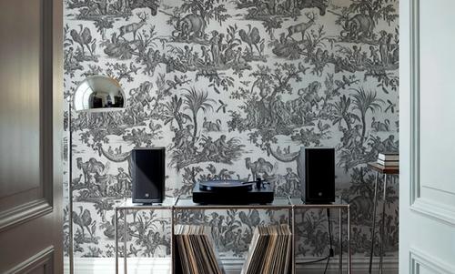 Patinated Linen Toile de Jouy, B&W