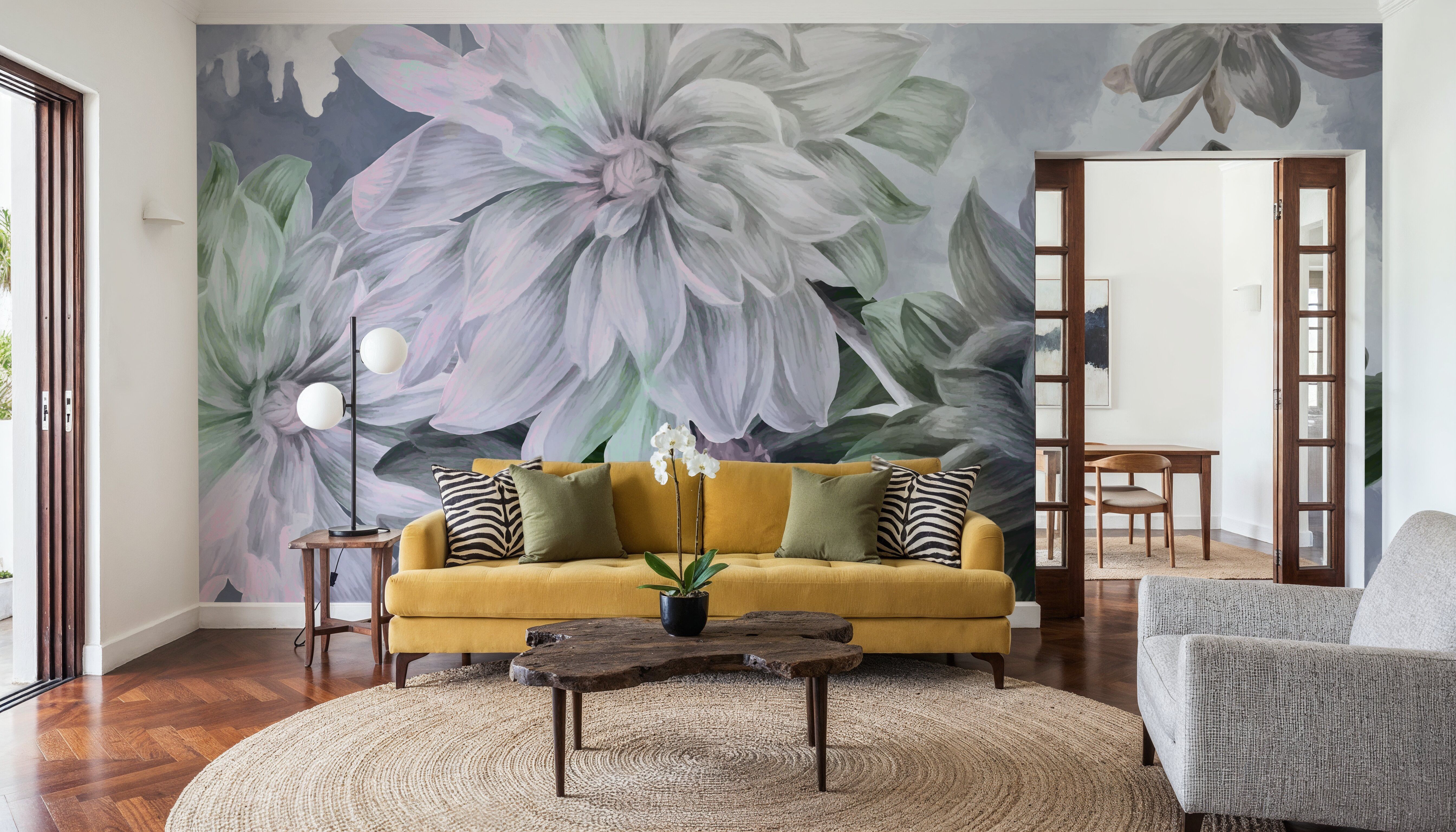 Focus on the Dahlia Green