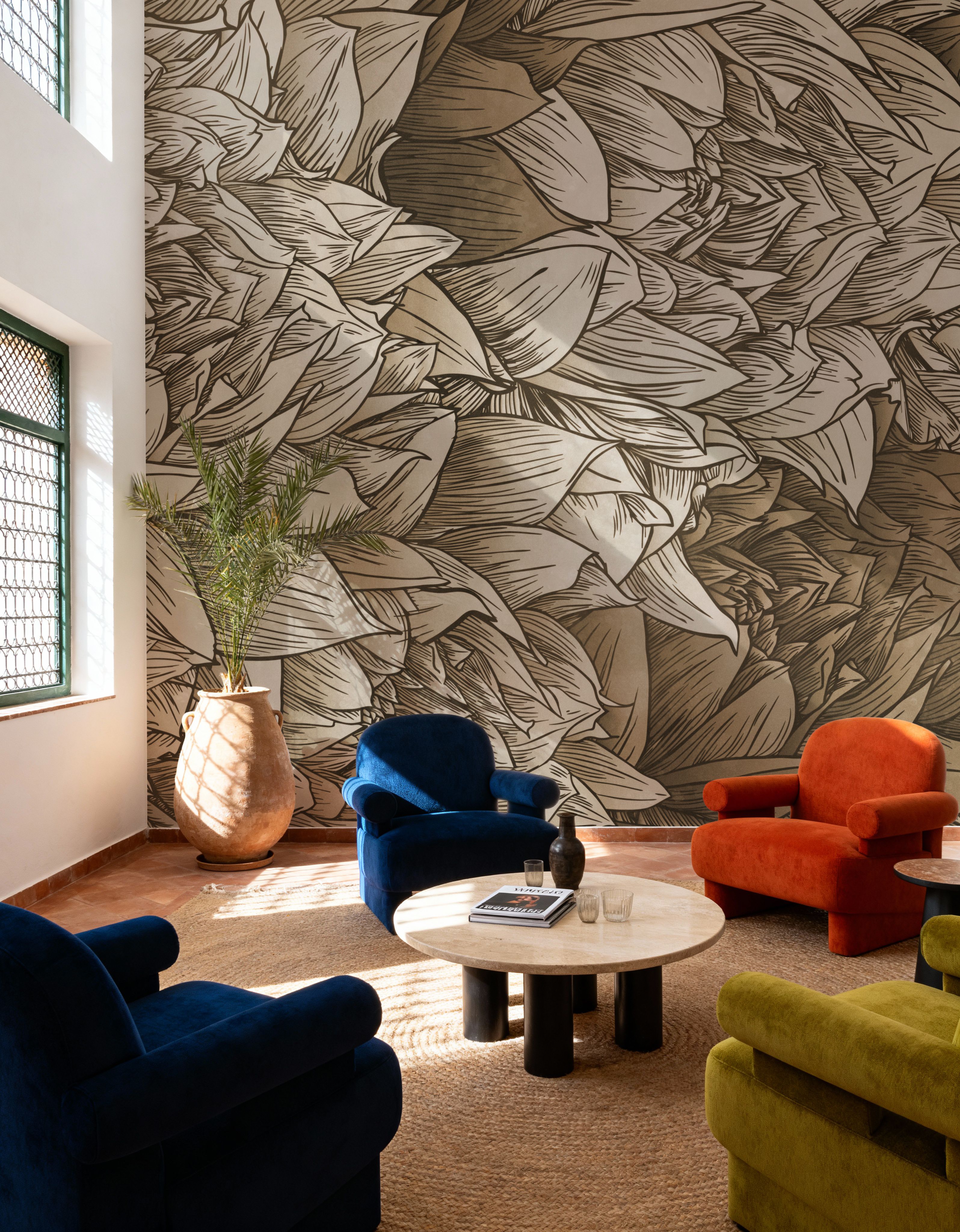 Chasing Dahlia Sepia