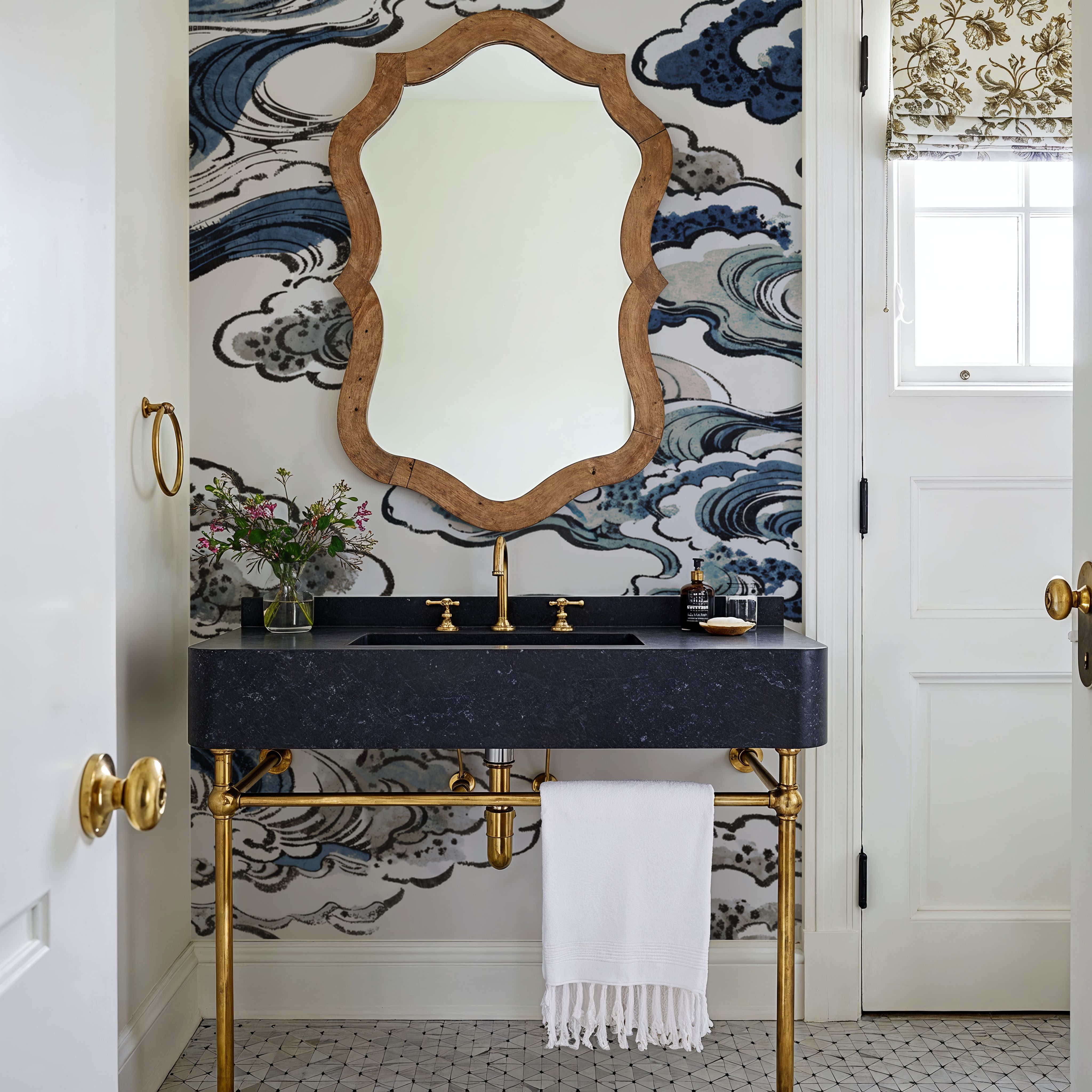 Ukiyo-e Clouds, Blues