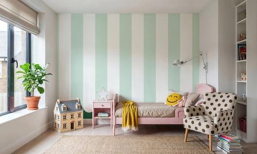 Scalloped Circus Stripes, Mint Green