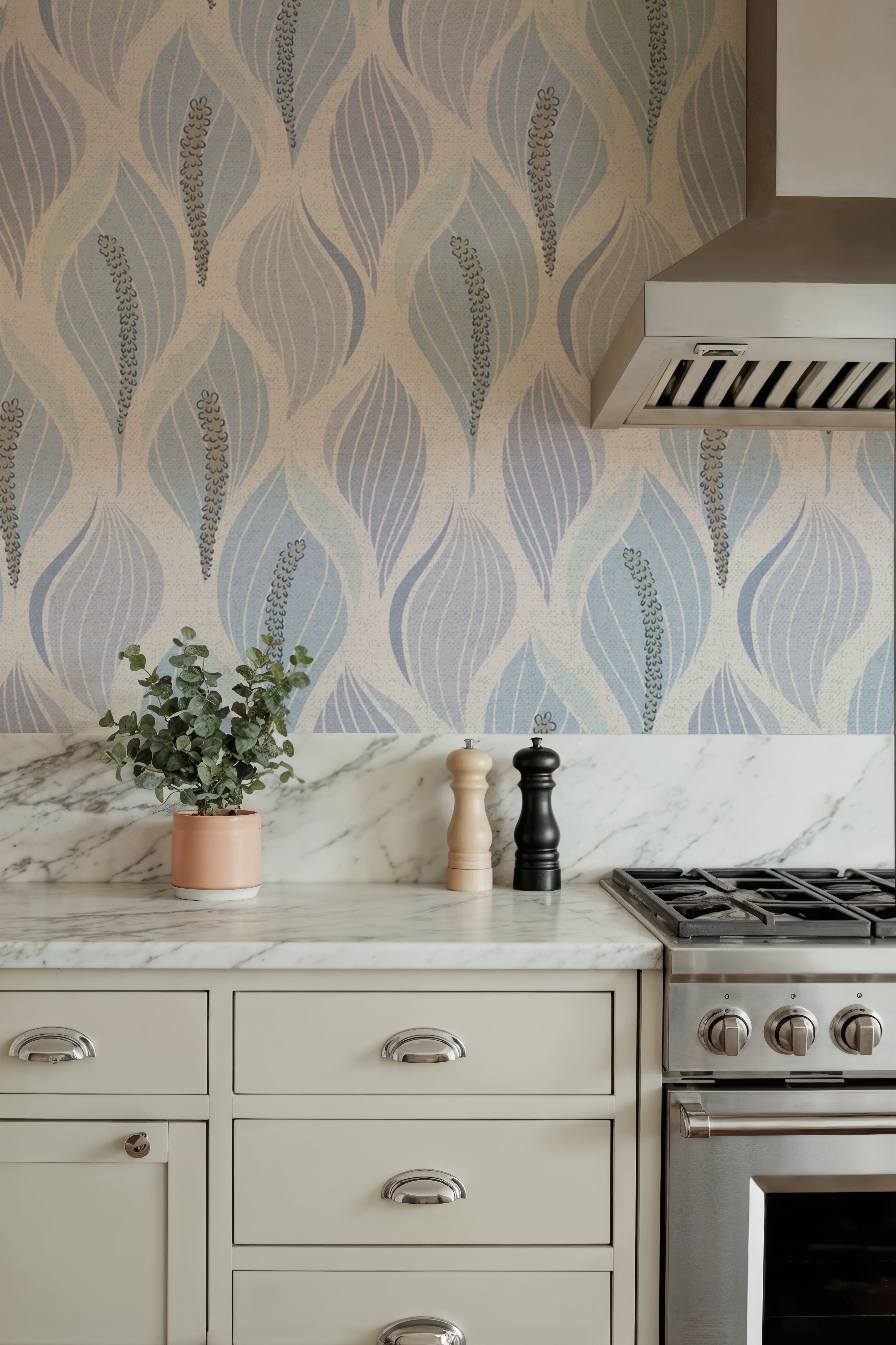 Minimalistic Flow Peace Lily, Soft Blue