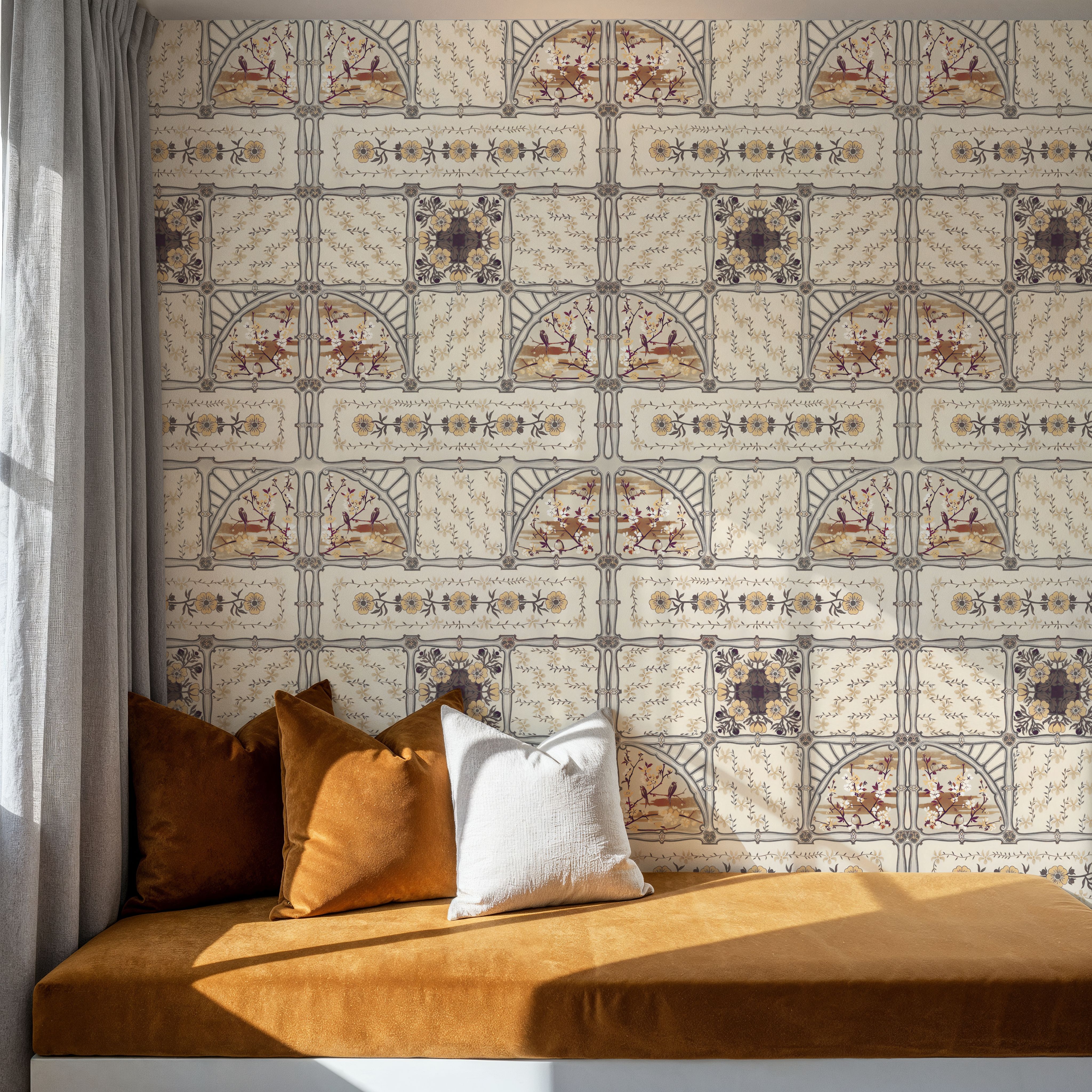 Sakura & Bird, Amber