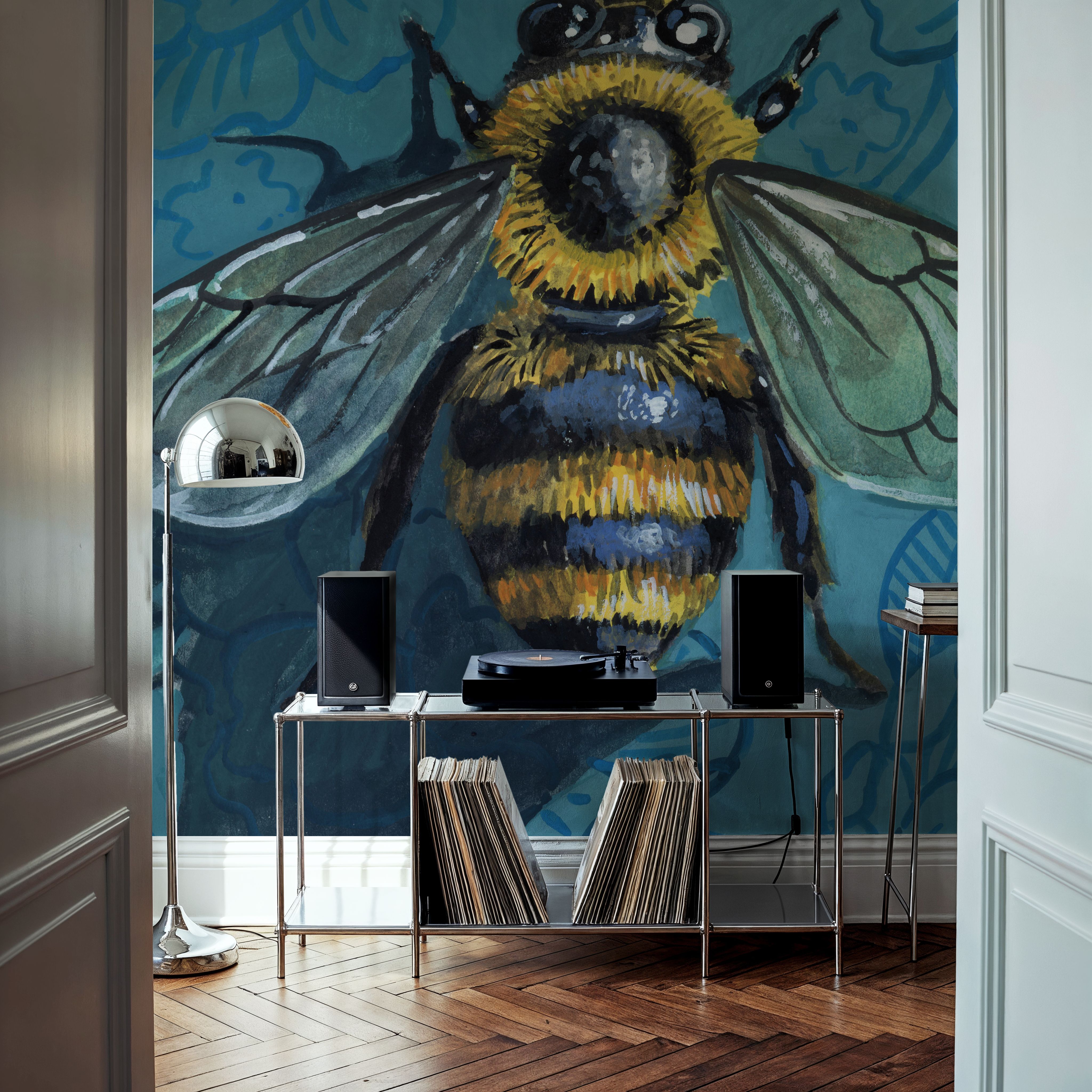 Eavesdropping Bee