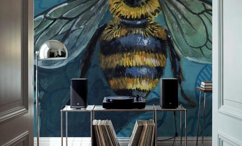 Eavesdropping Bee