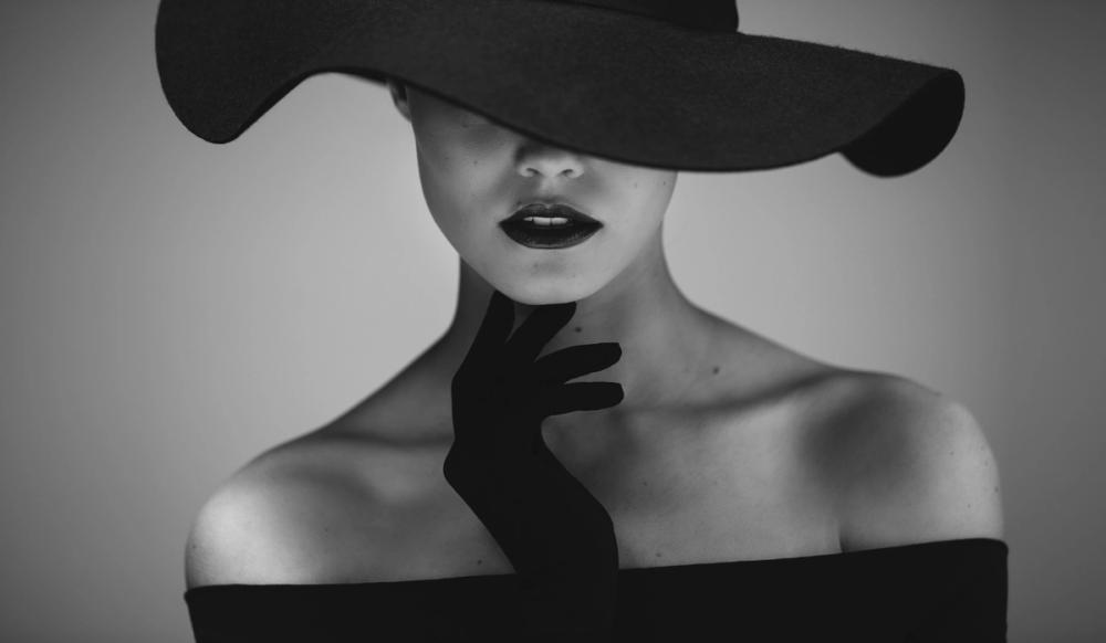 Modern Retro Glamour