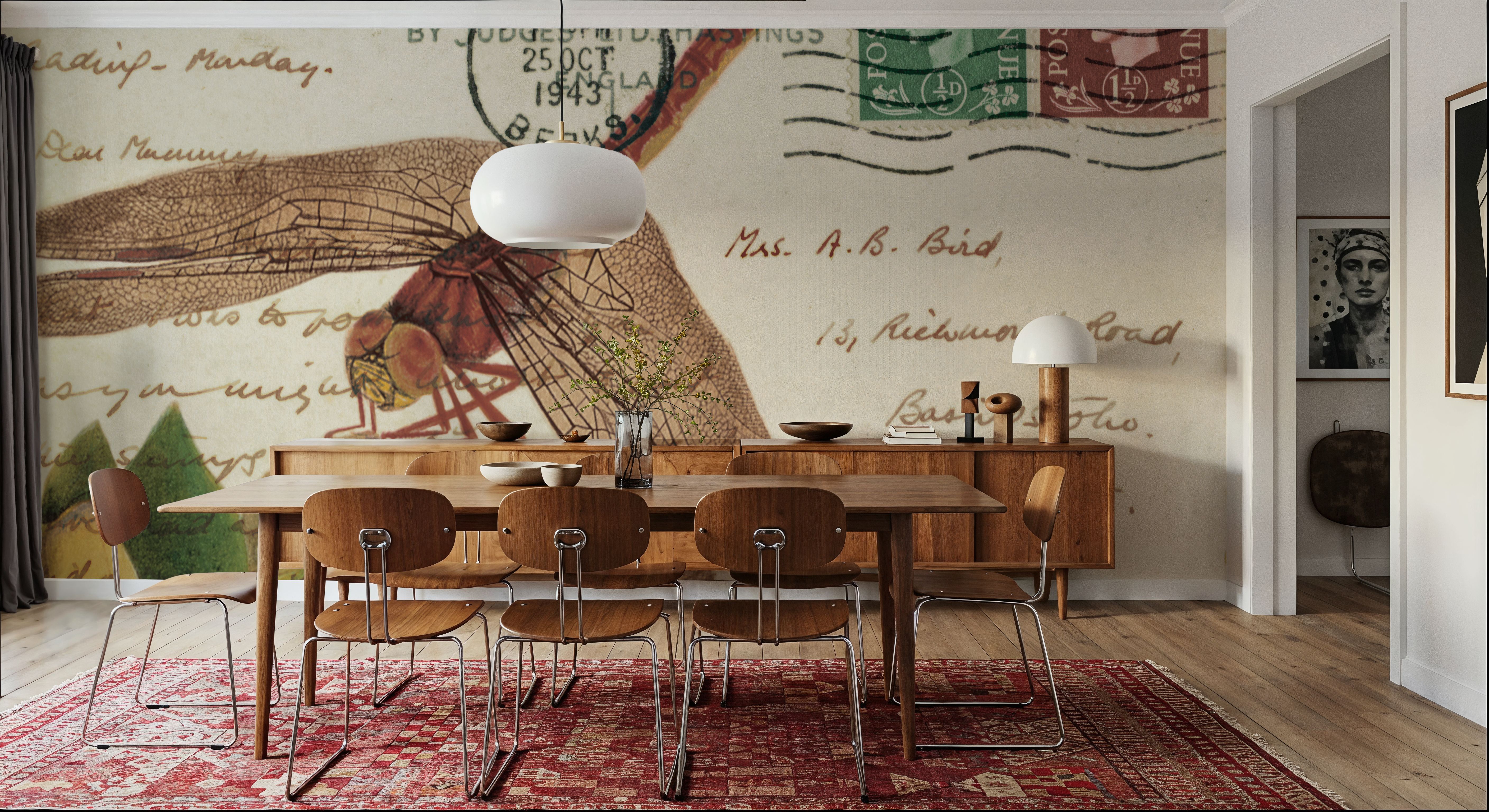 Dragonfly Postcard II Cream, Wallpaper