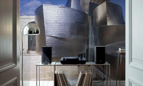 Metallic Wave Architecture