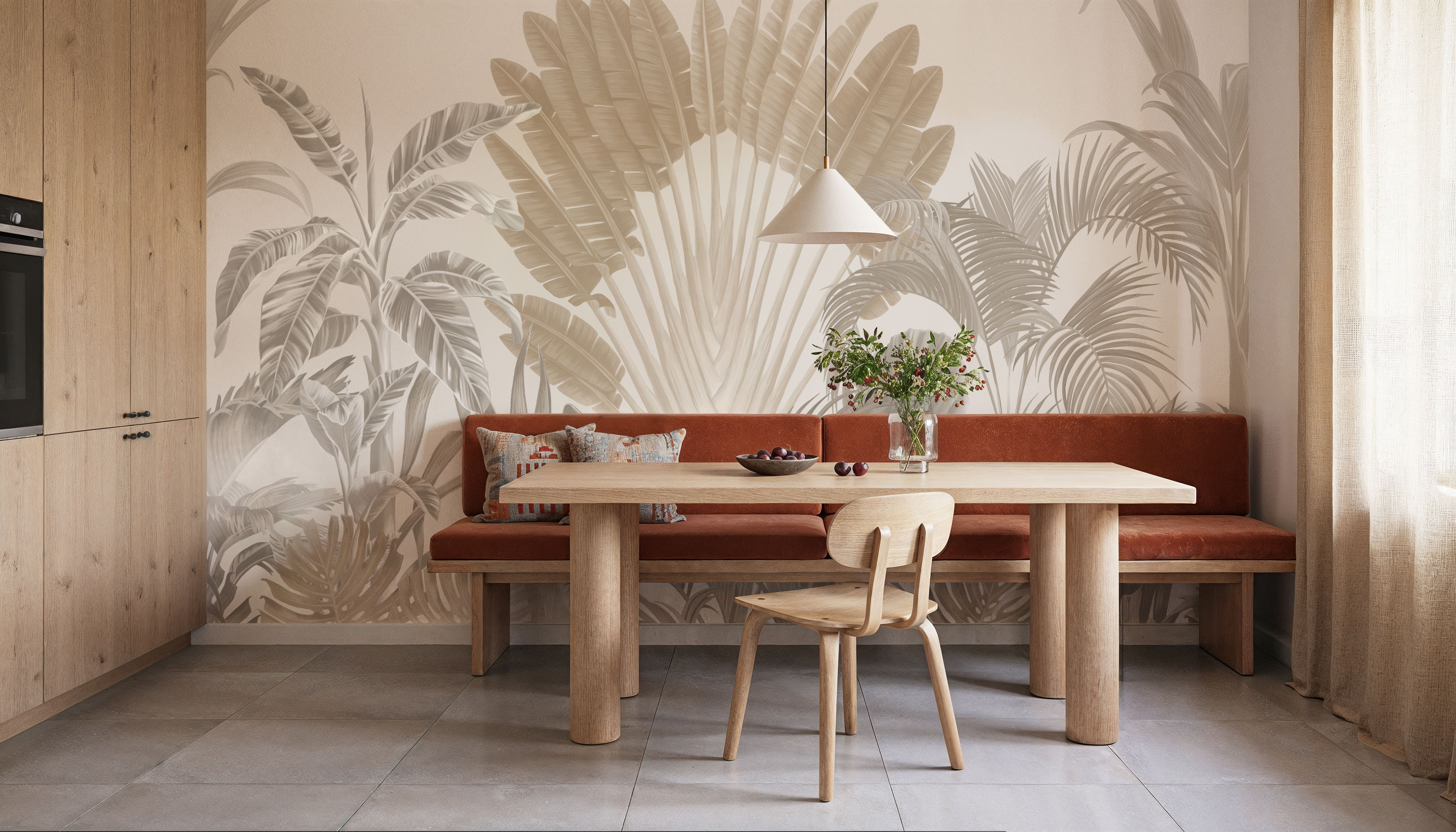 Tropical Crown, Desert