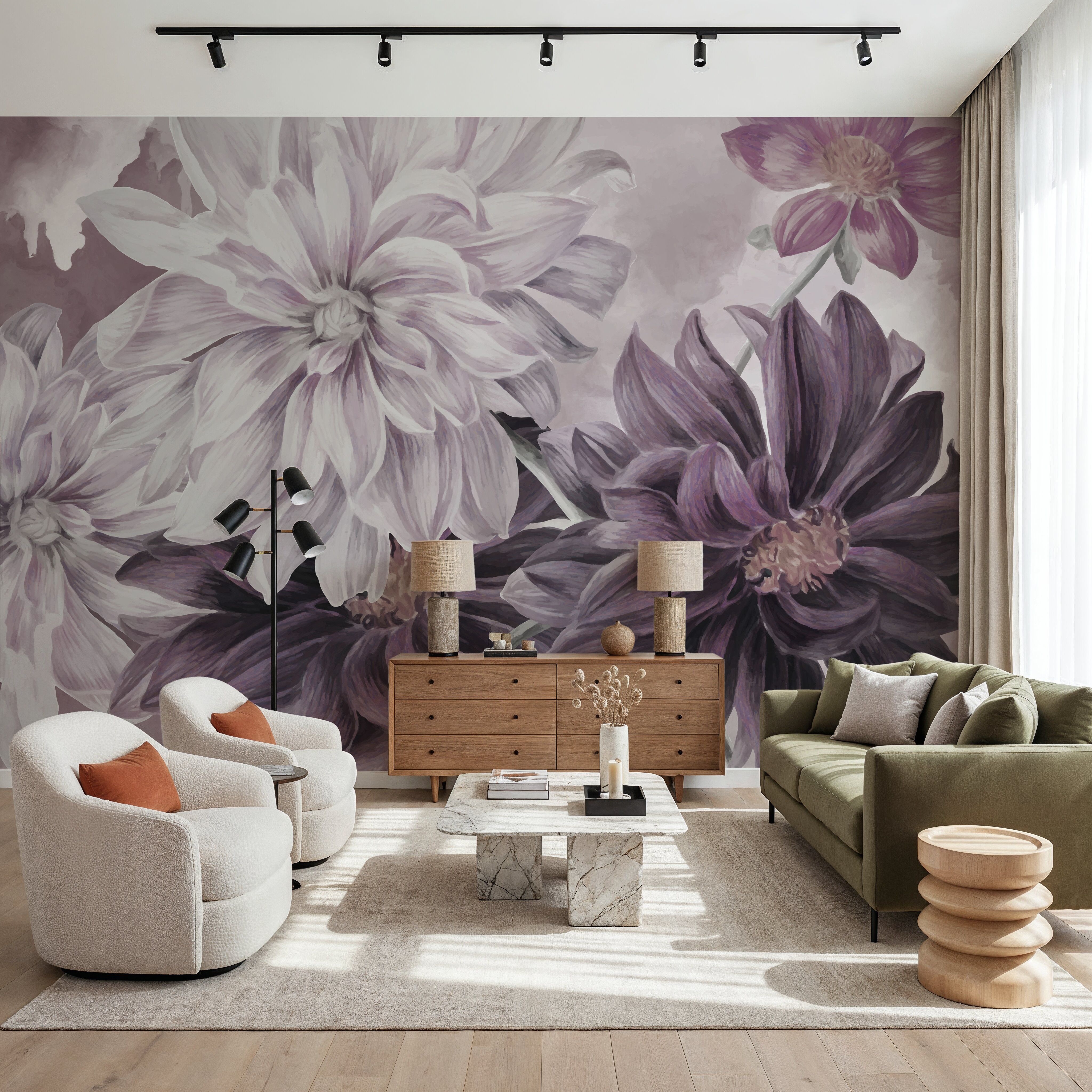 Focus on the Dahlia Red