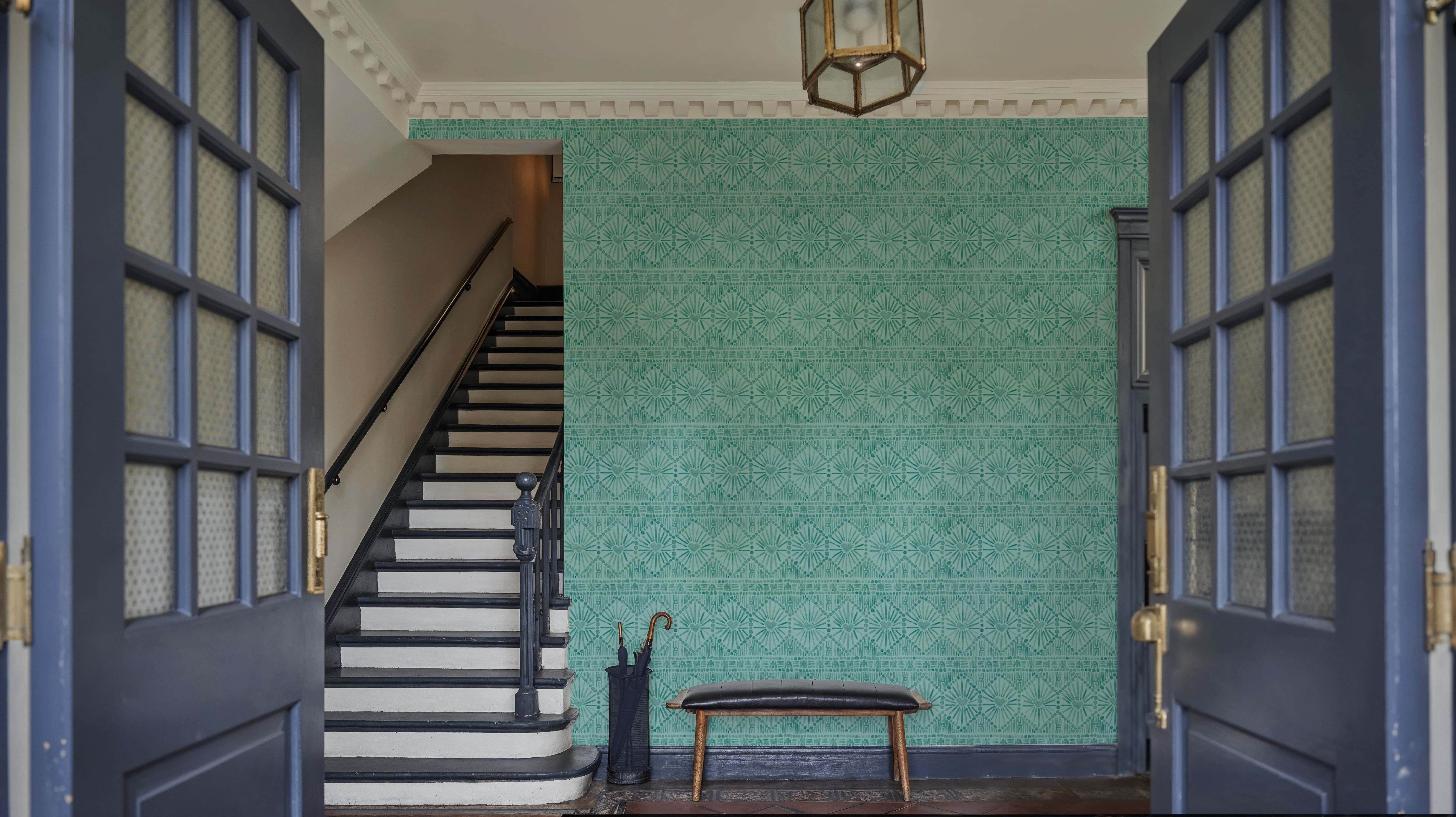 Paradise Fountain Blue on Blue