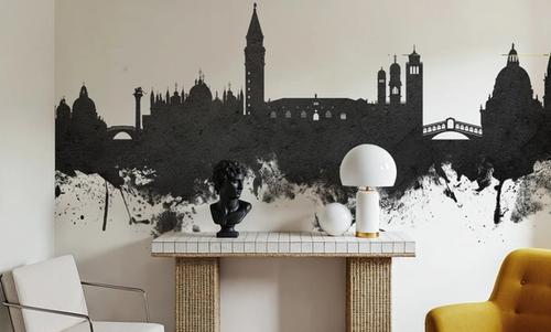 Venice Itay Skyline Black & White